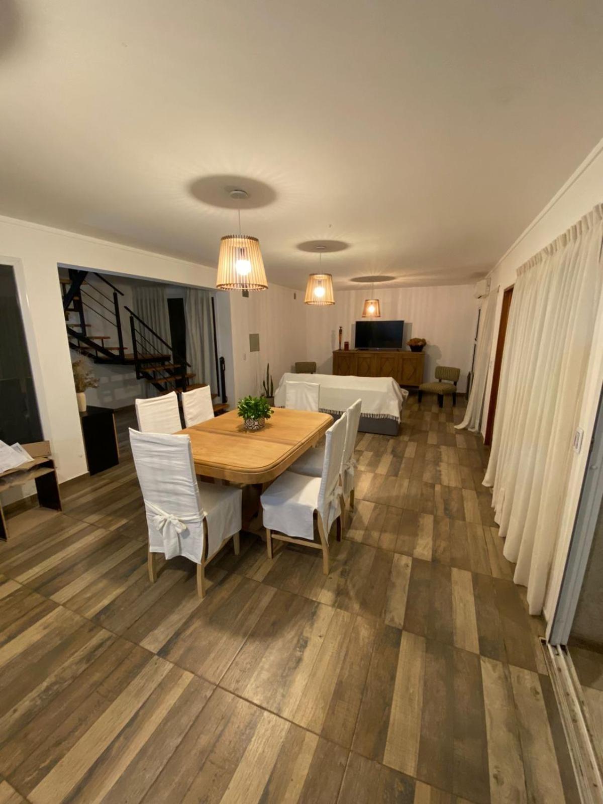 Hermosa Casa en Country a estrenar