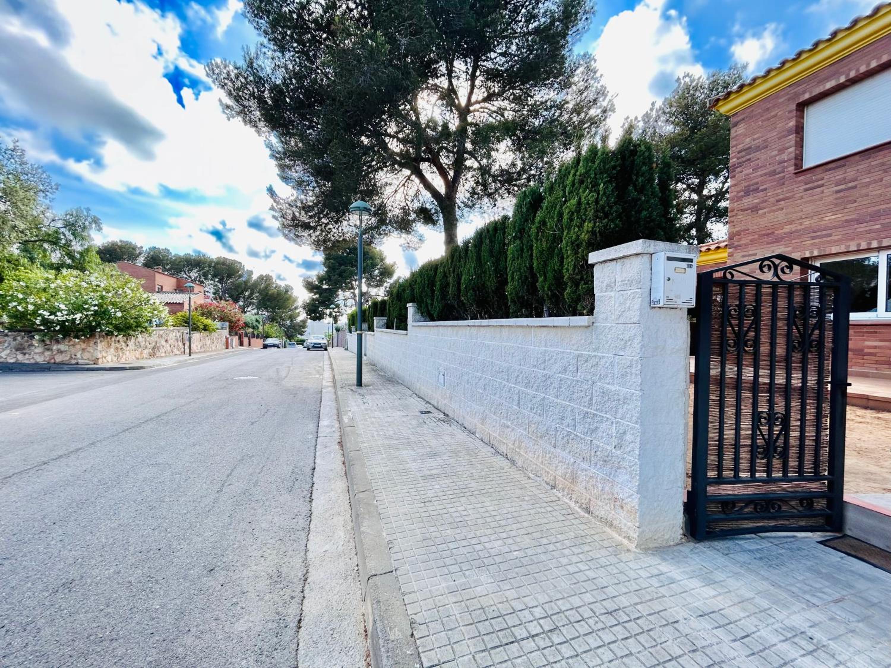 Casa Solsones La Mora