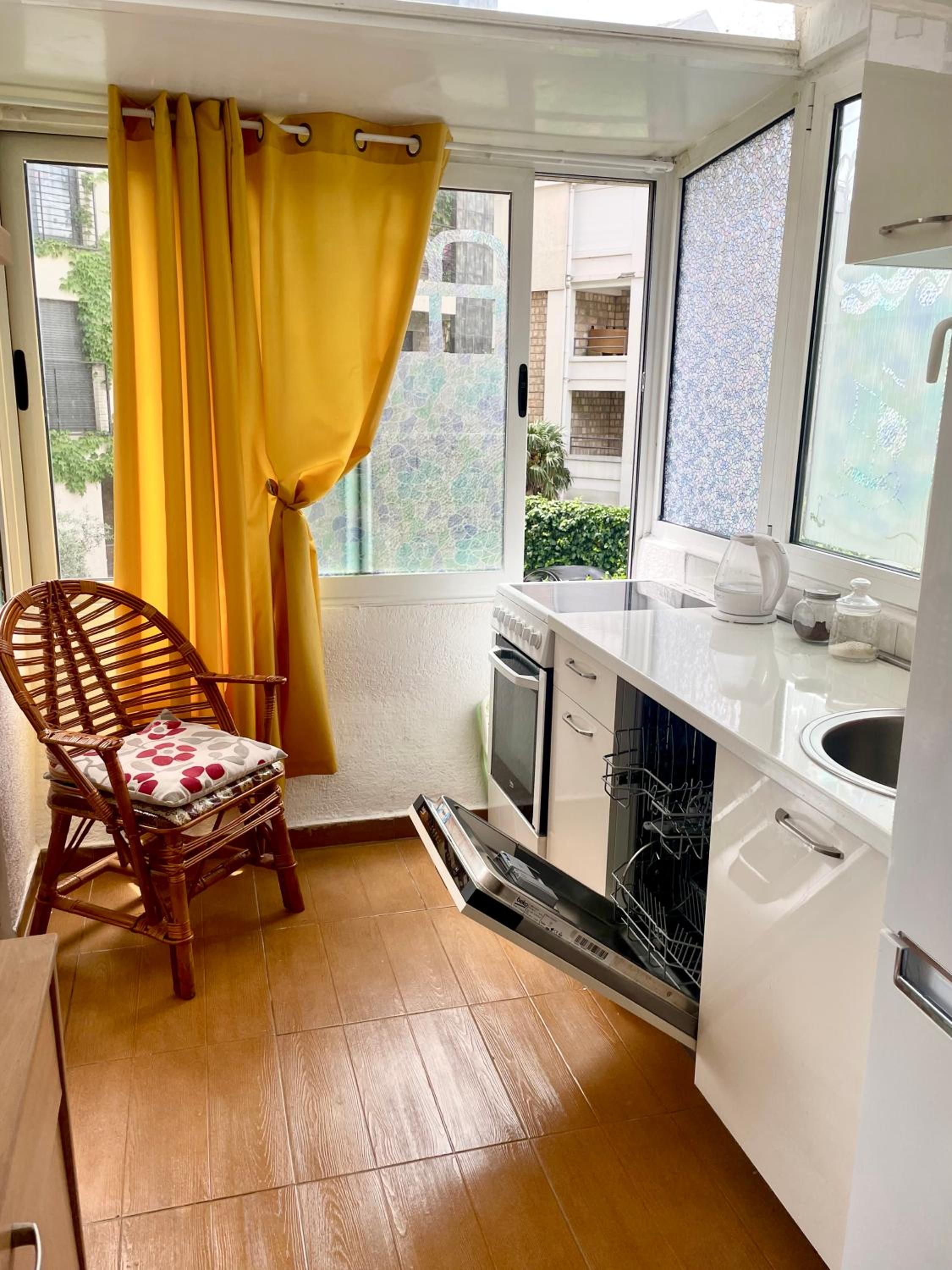 Family Apartment close to Slovenska beach view 3