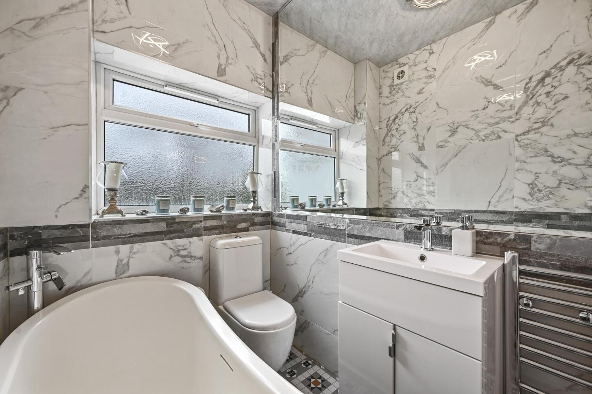 Wembley Luxury Residence- Opulence House