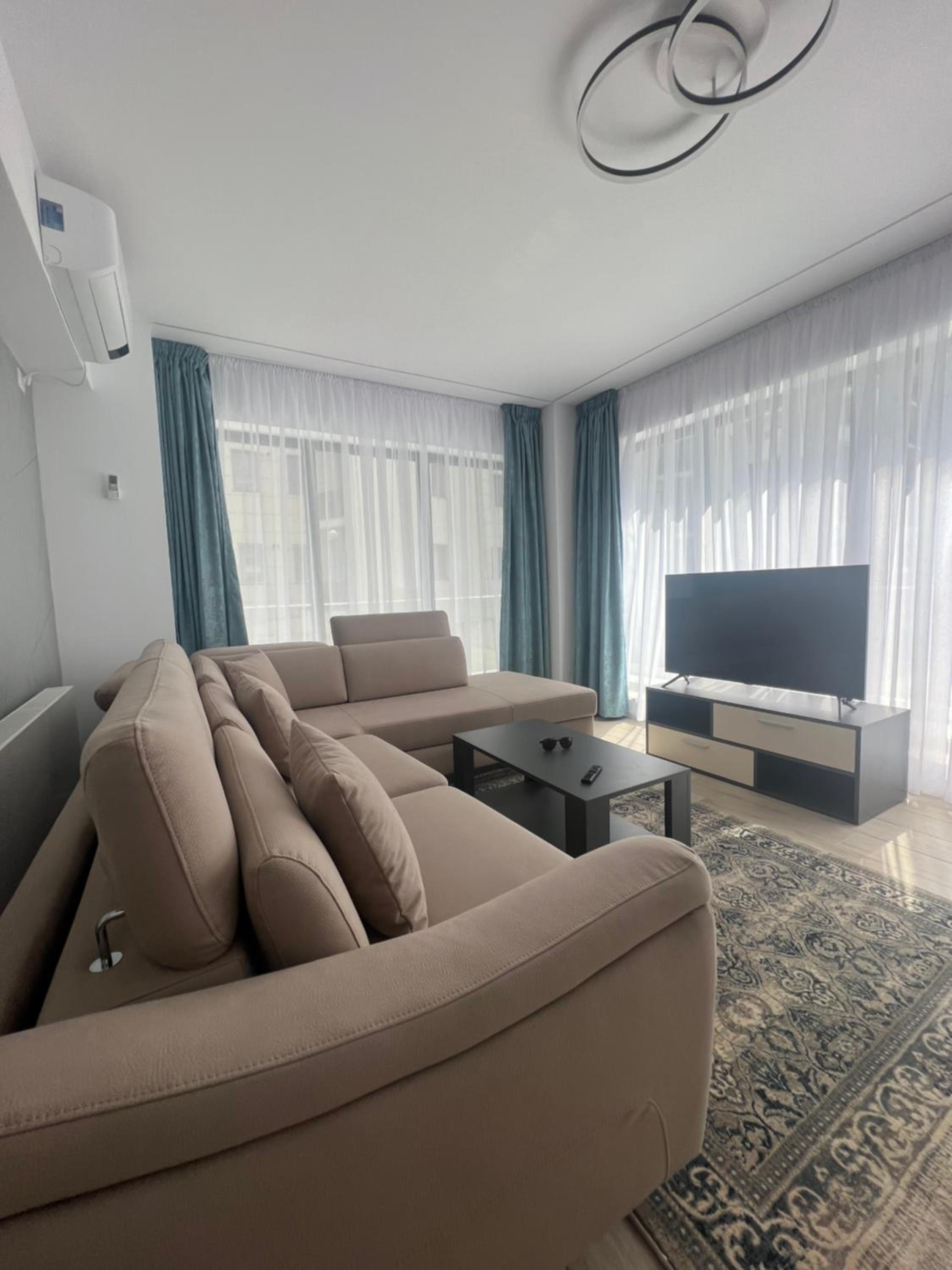 Sunrise Bel Air Apartments view 4