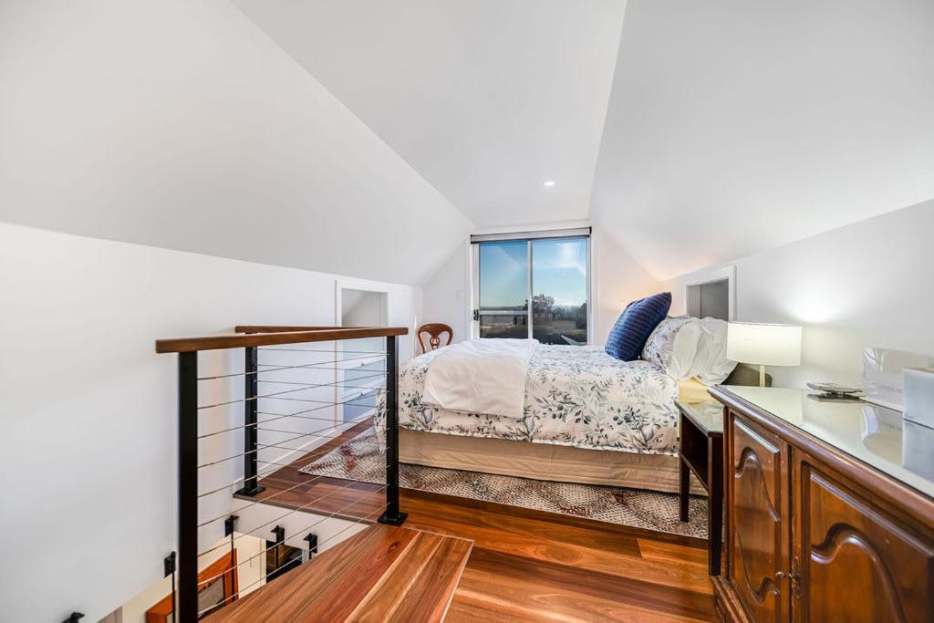 Ninderry Manor-Spectacular Hinterland retreat