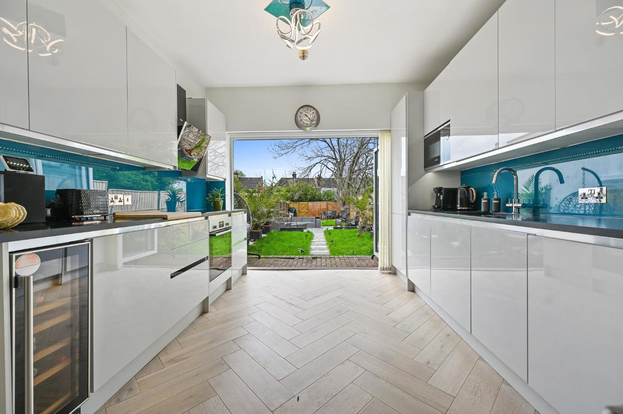 Wembley Luxury Residence- Opulence House