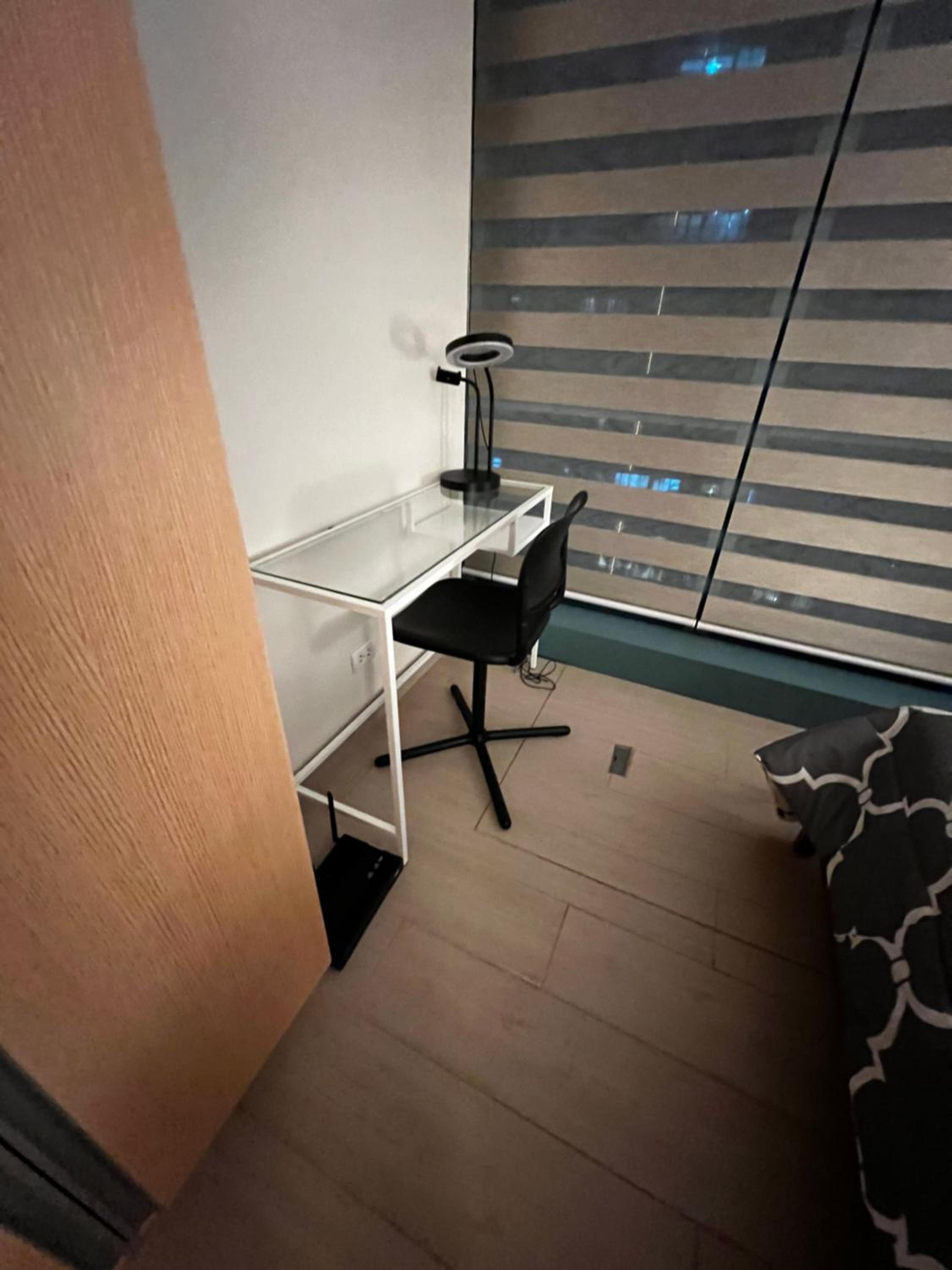 1 BR Uptown BGC across Uptown Mall view 5