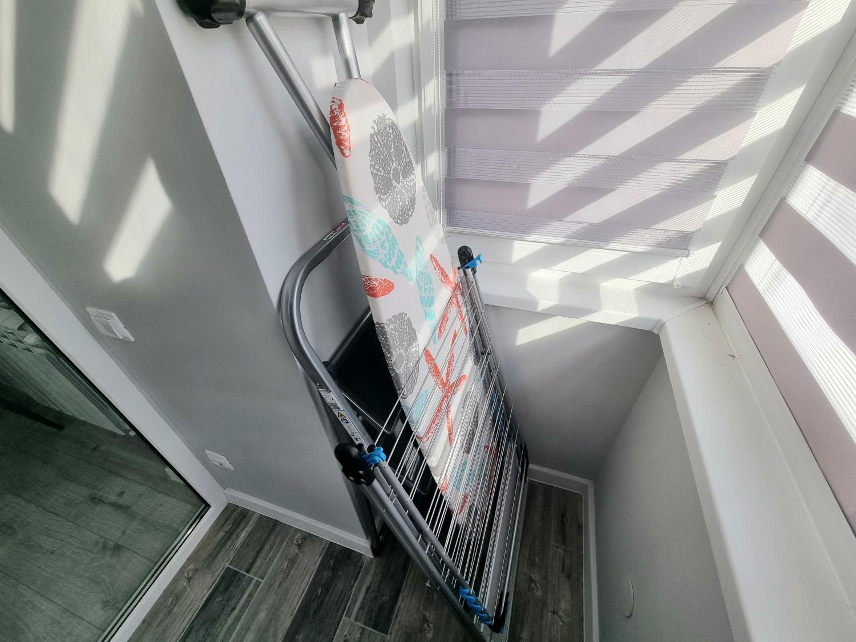 Modern Apartment 50 m - Terrace & Balcony - Fast WiFi - Self Check-in view 4
