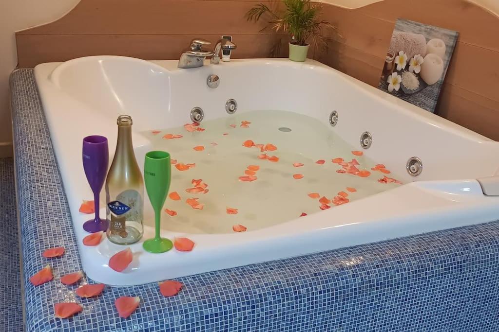 Central Terrace Escape with Jacuzzi view 2