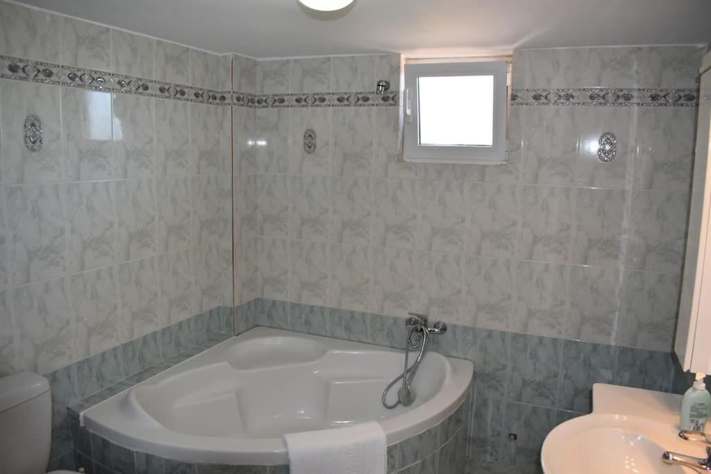 Arion Residence