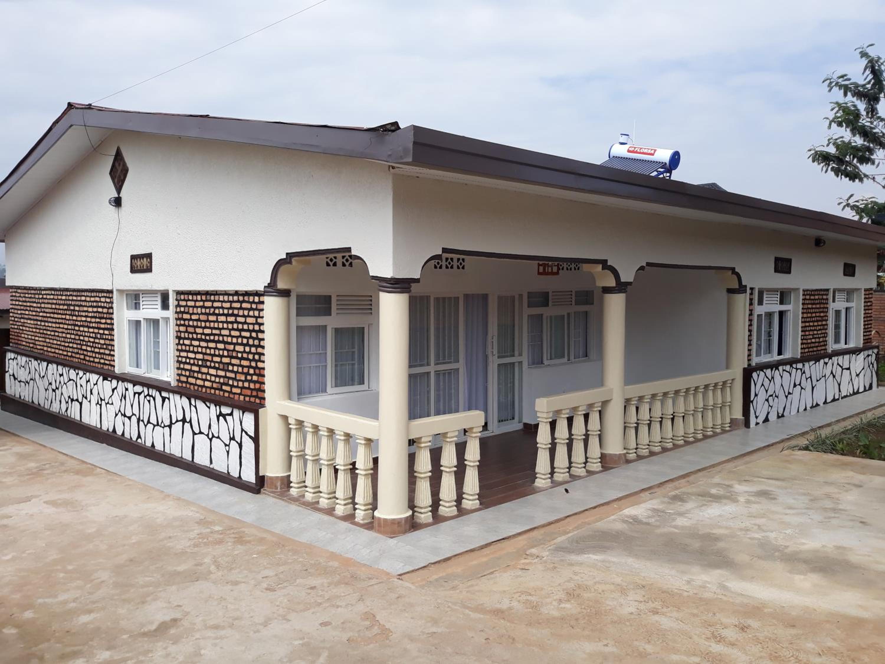 BIZI HOMES - ENTIRE HOUSE view 4