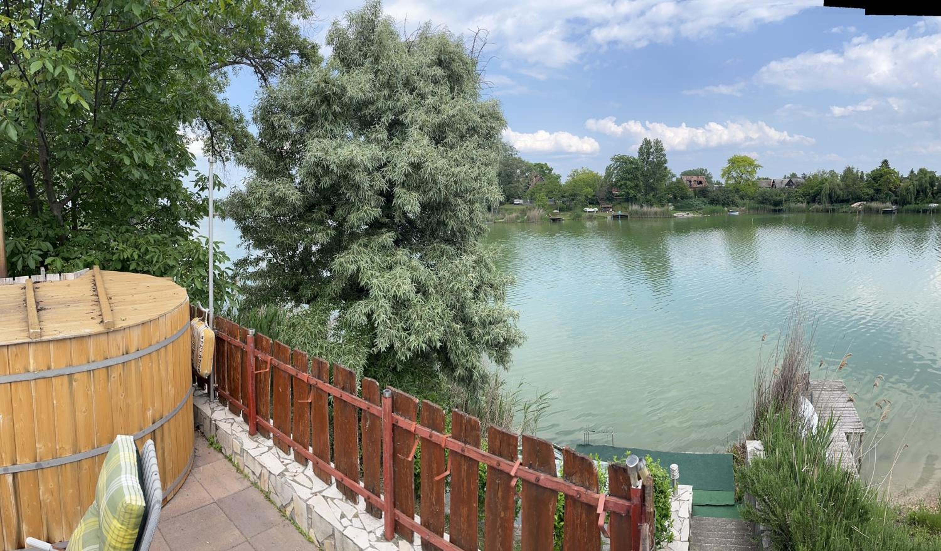Kéktó Sétány Apartman
