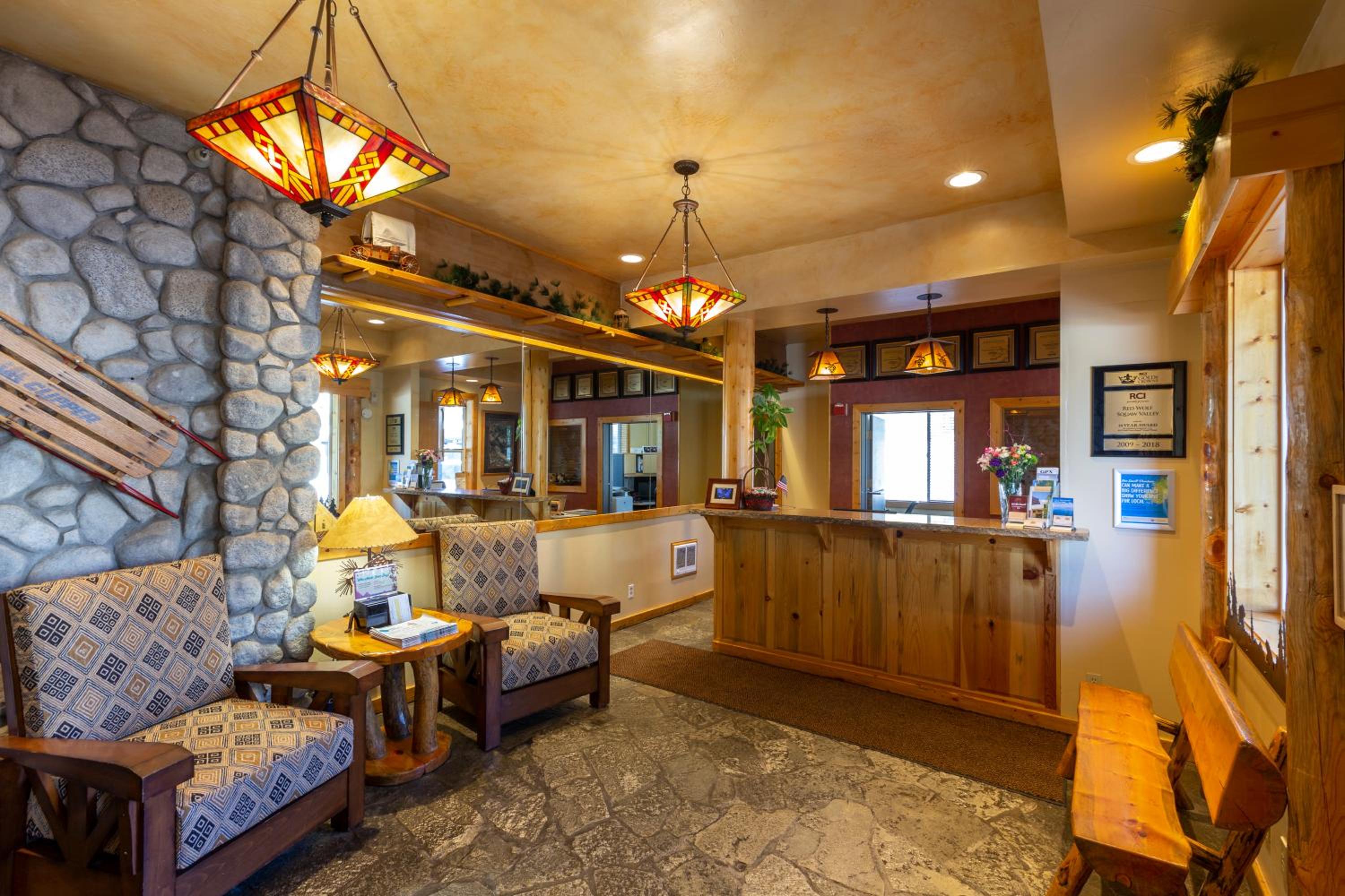 Red Wolf Lodge at Olympic Valley
