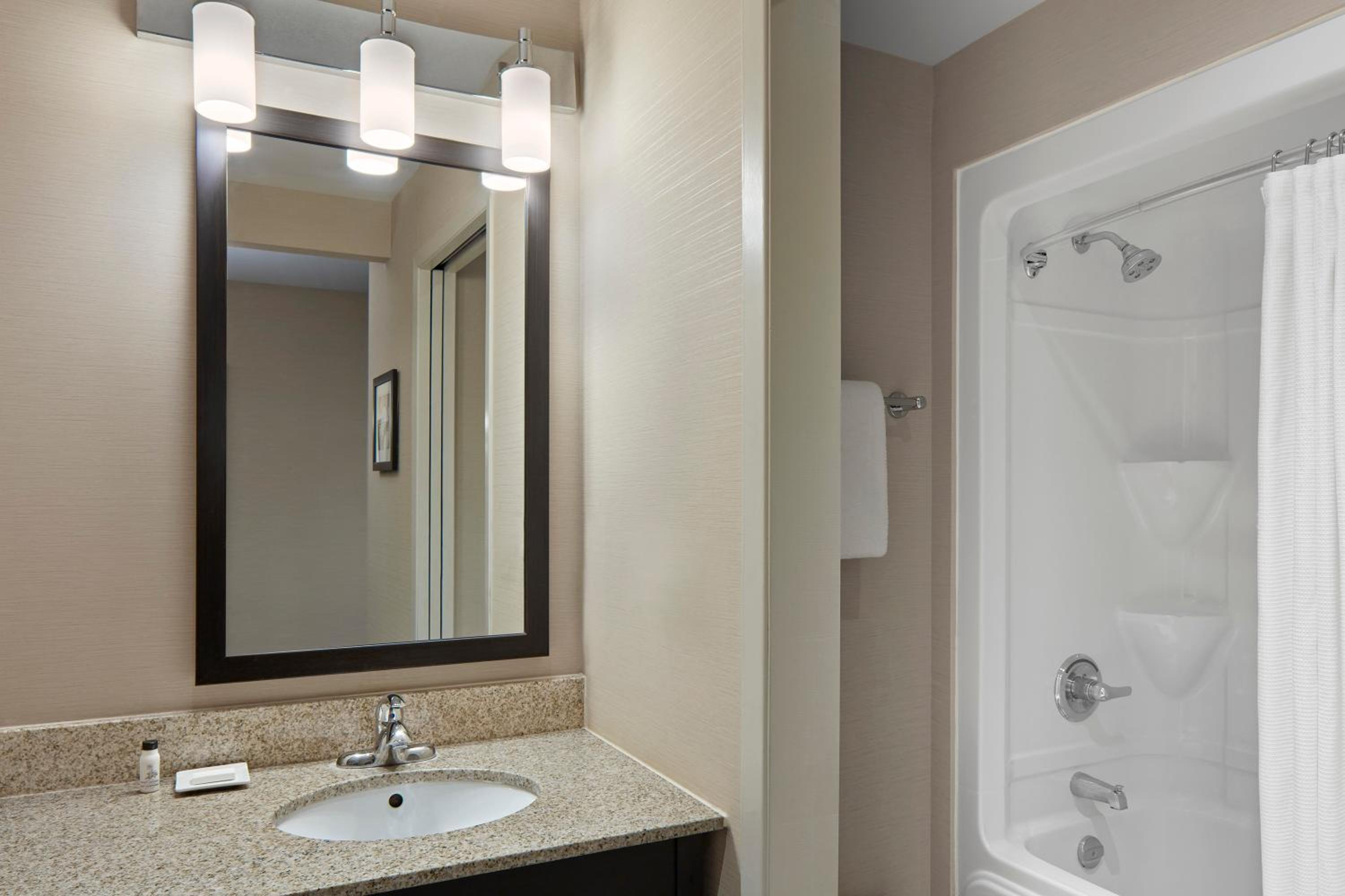 Guelph Vacations - Delta Hotels by Marriott Guelph Conference Centre - Property Image 58