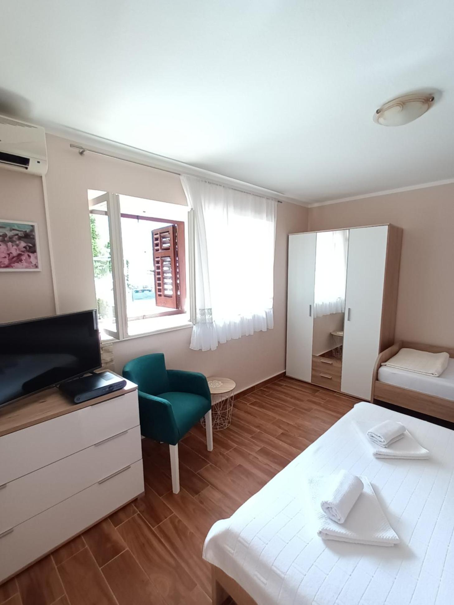 APARTMENTS NIK KOTOR view 4