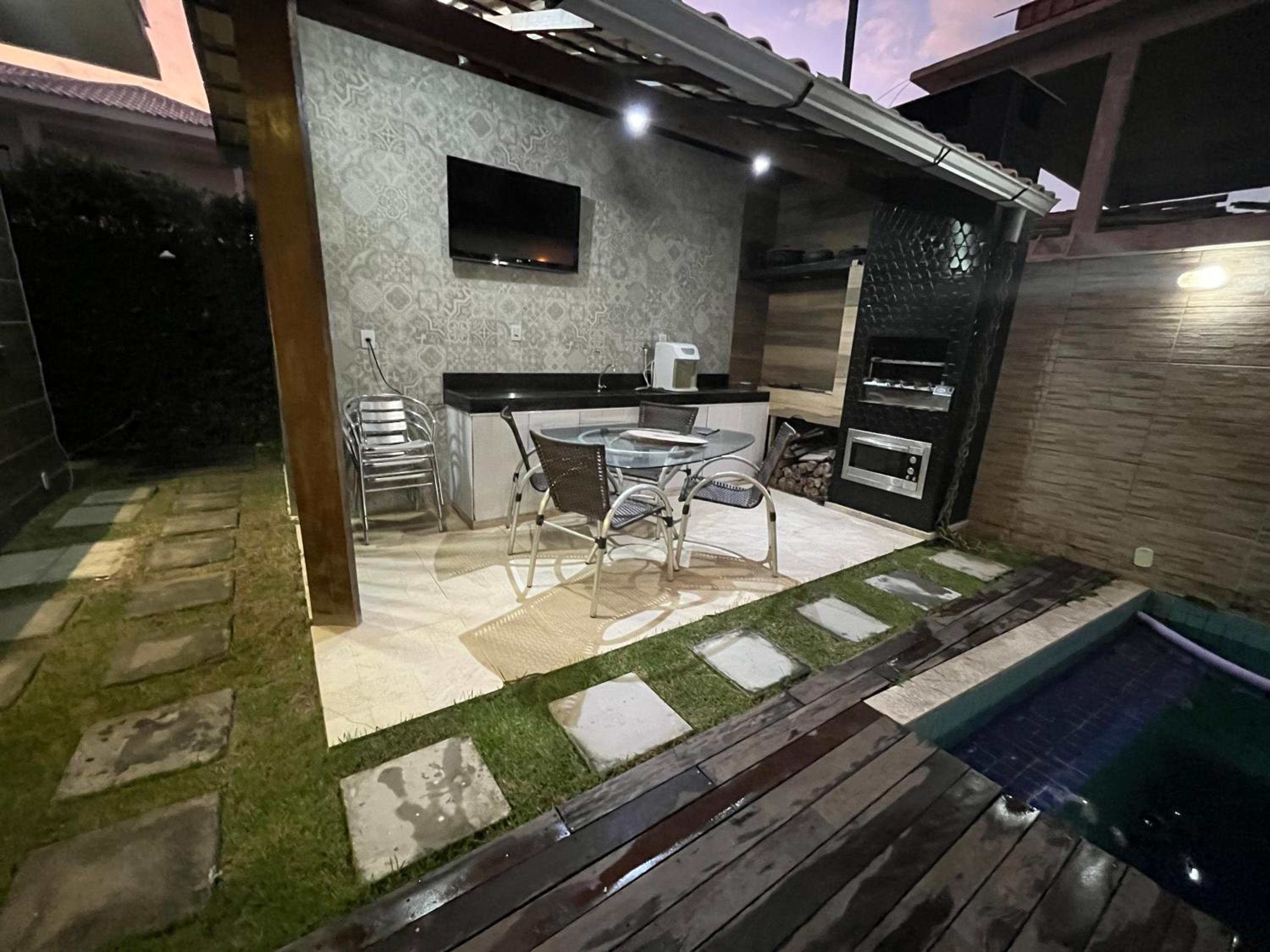 Duplex em Guarapari com piscina privativa!