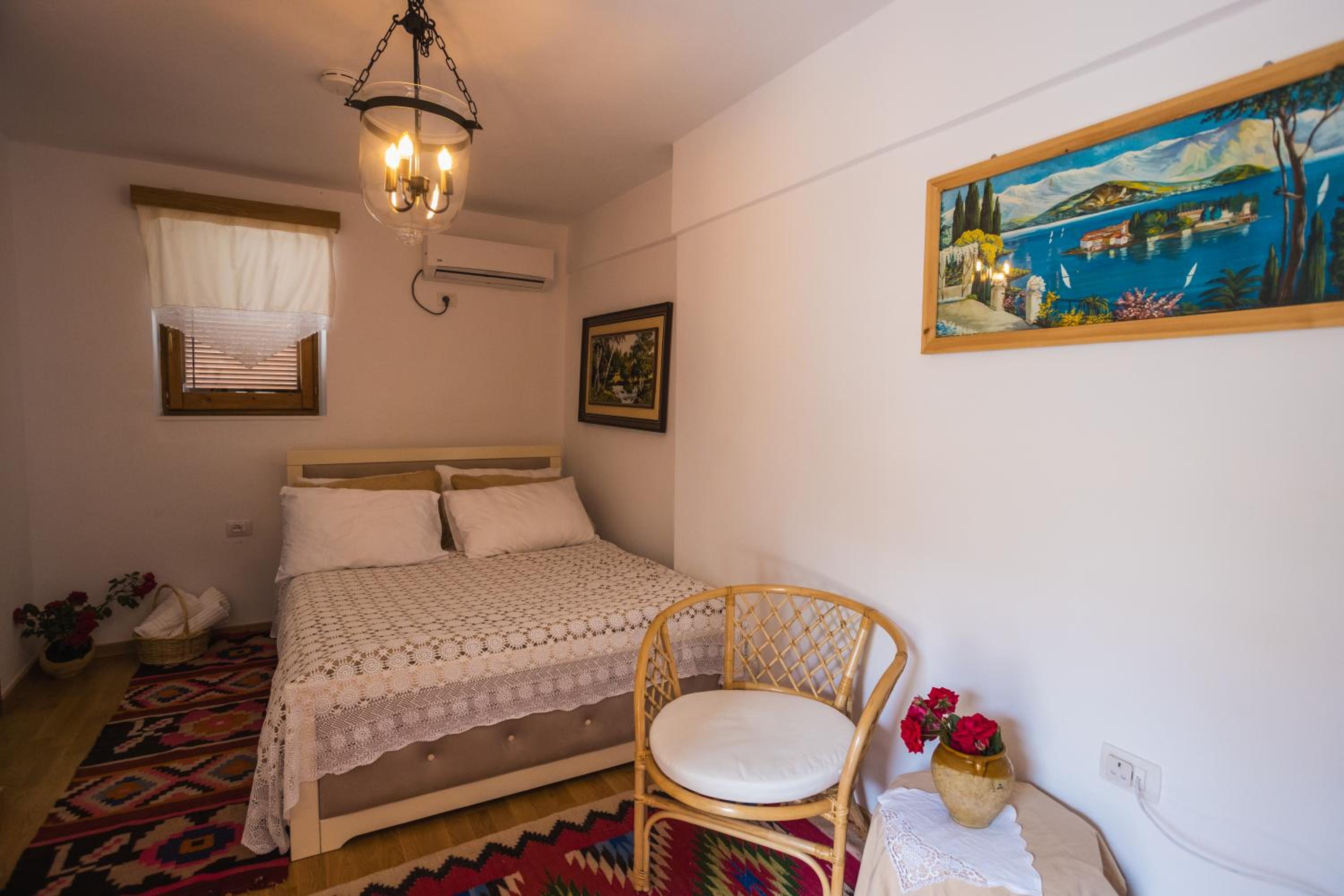 Villa Porta Qeparo