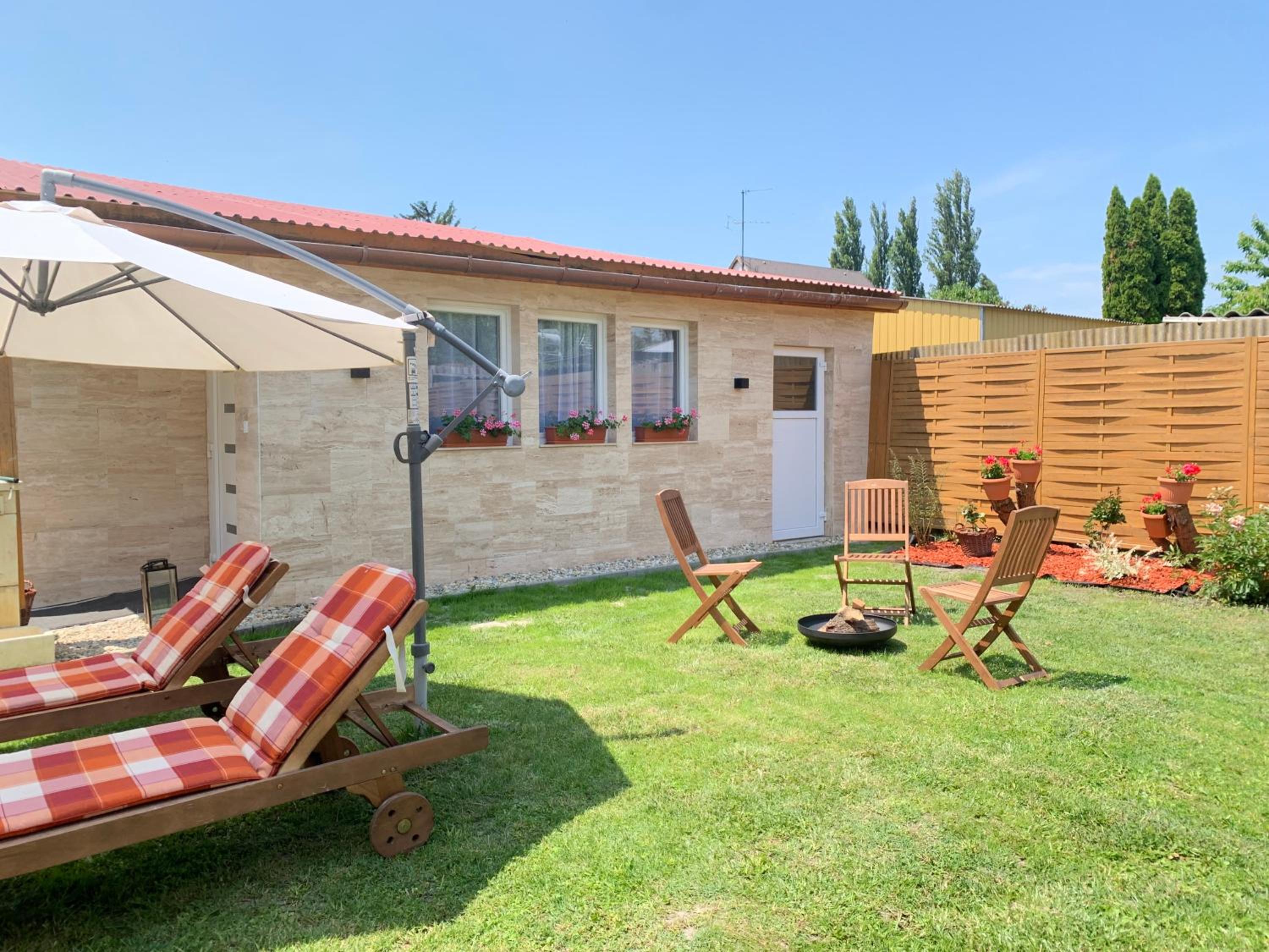 Naluri Apartman