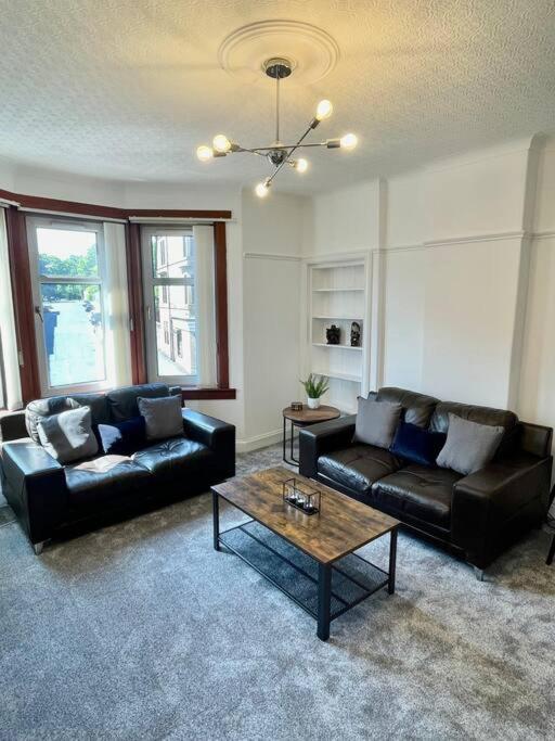 Large 2 bed near Glasgow Airport view 2