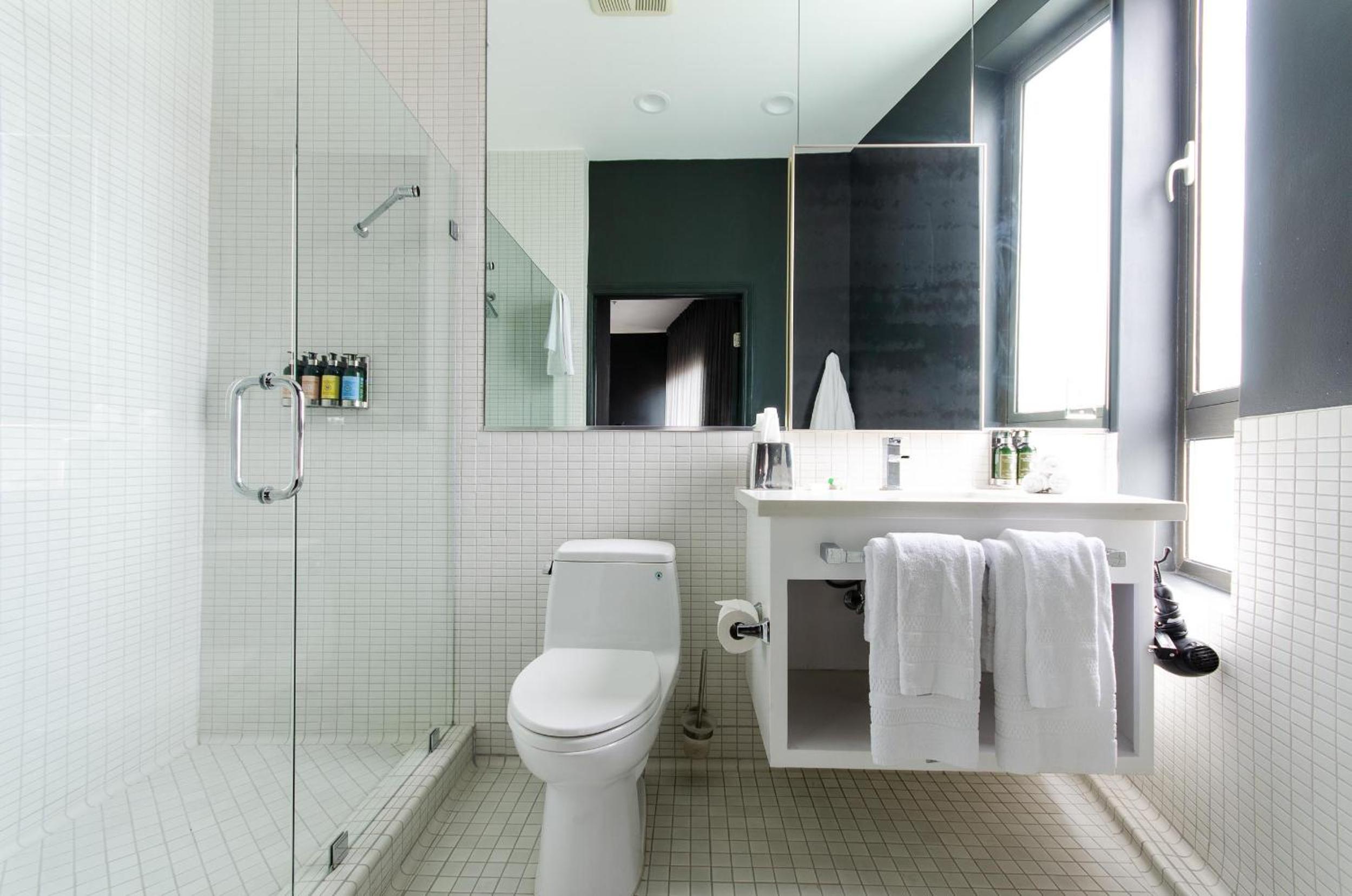 Los Angeles Vacations - Audemar Boutique Hotel and Apartment Homes - Property Image 8