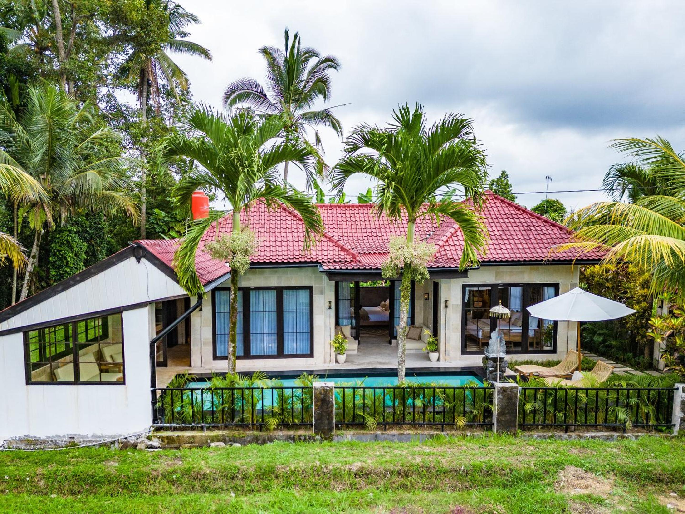 Rumah villa by EVDEkimi Ubud