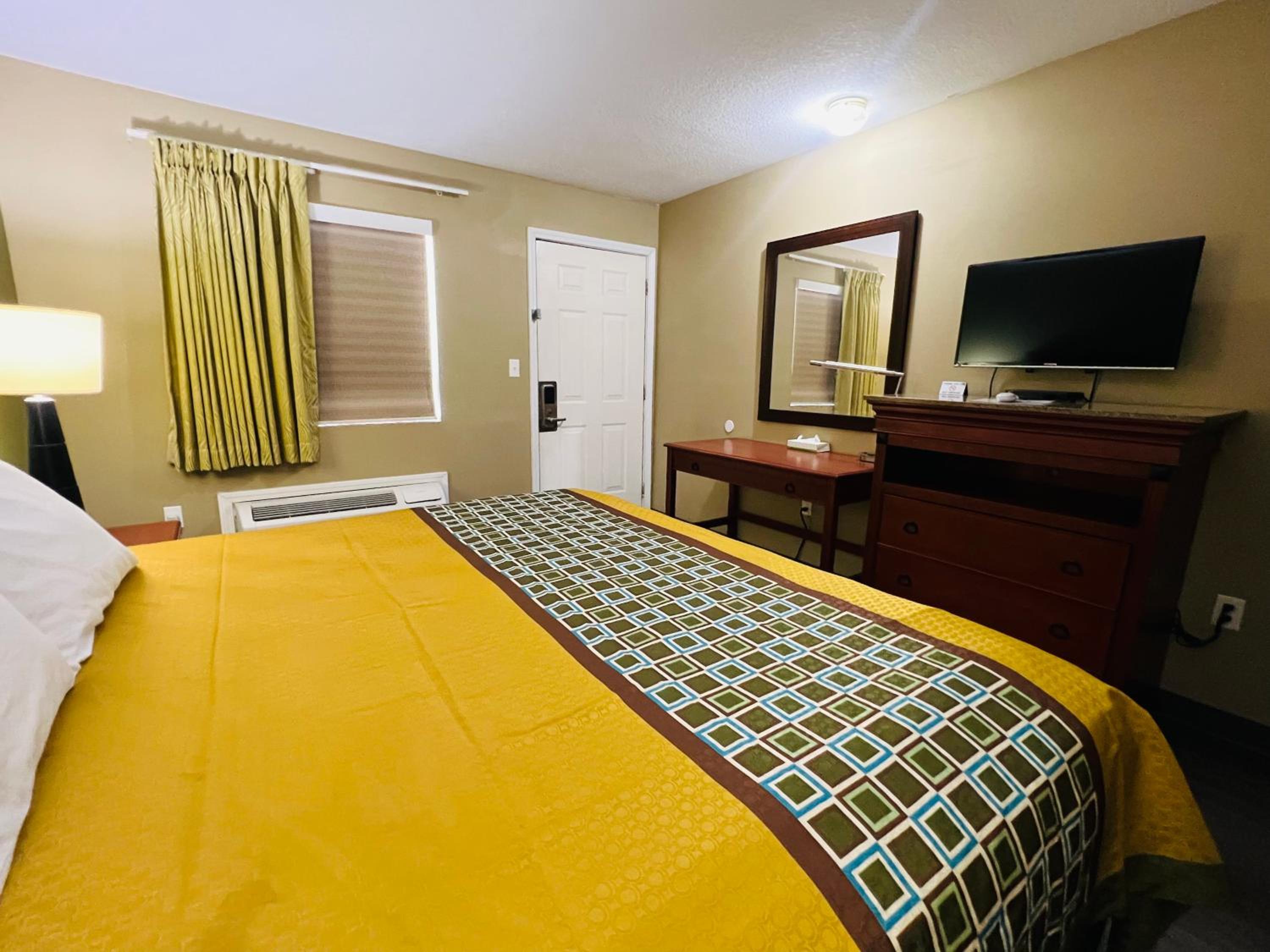 Deluxe Inn & Suites By OYO Miami OK, photo 20