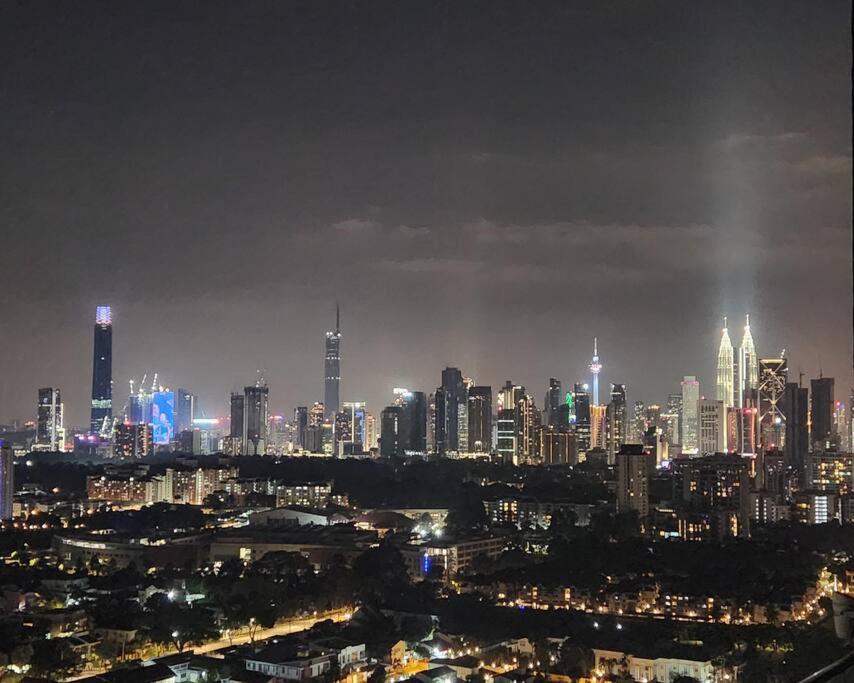 M City Minimalist KLCC Suite