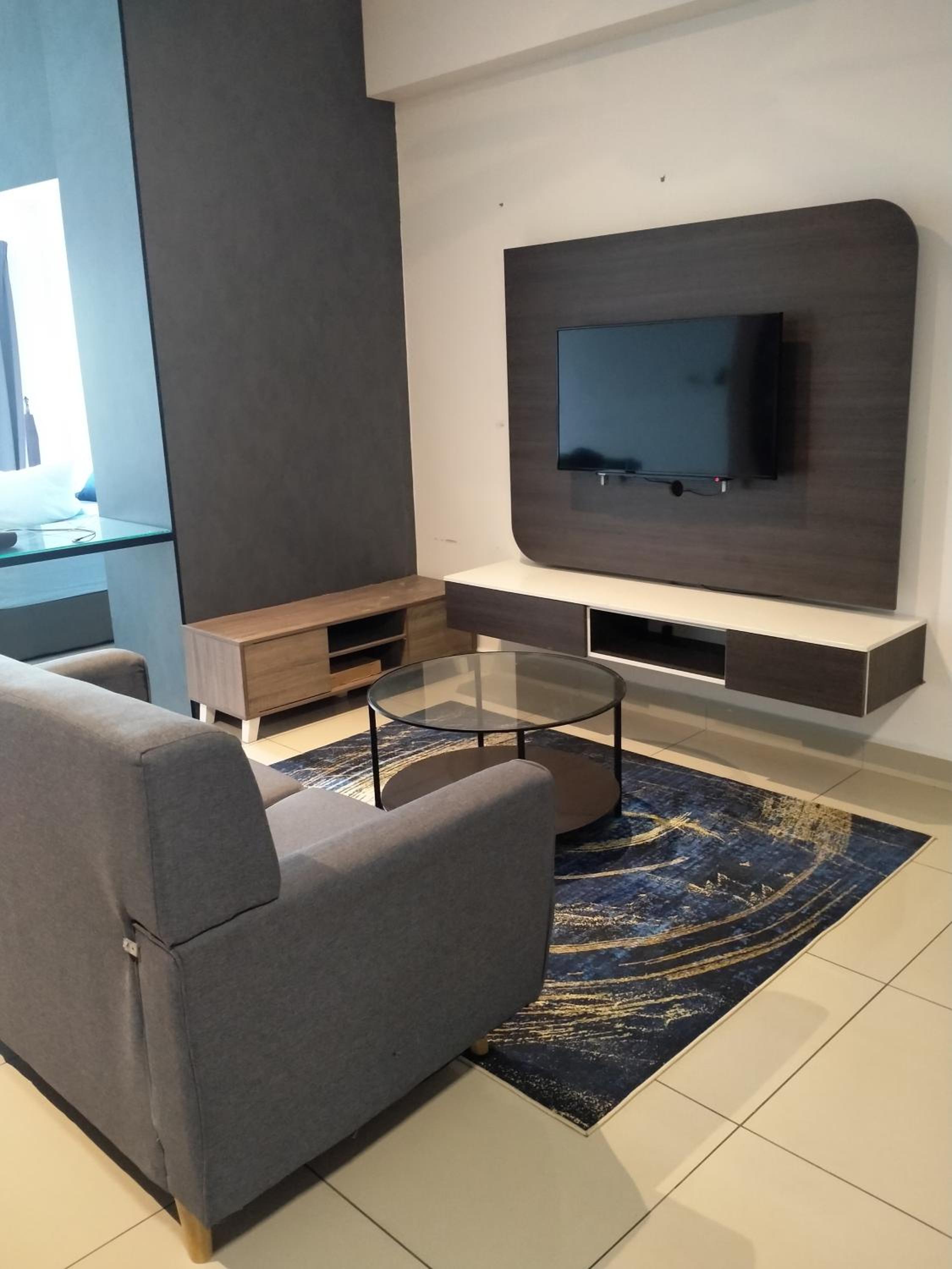 Hyve Soho Suite - Netflix photo 1