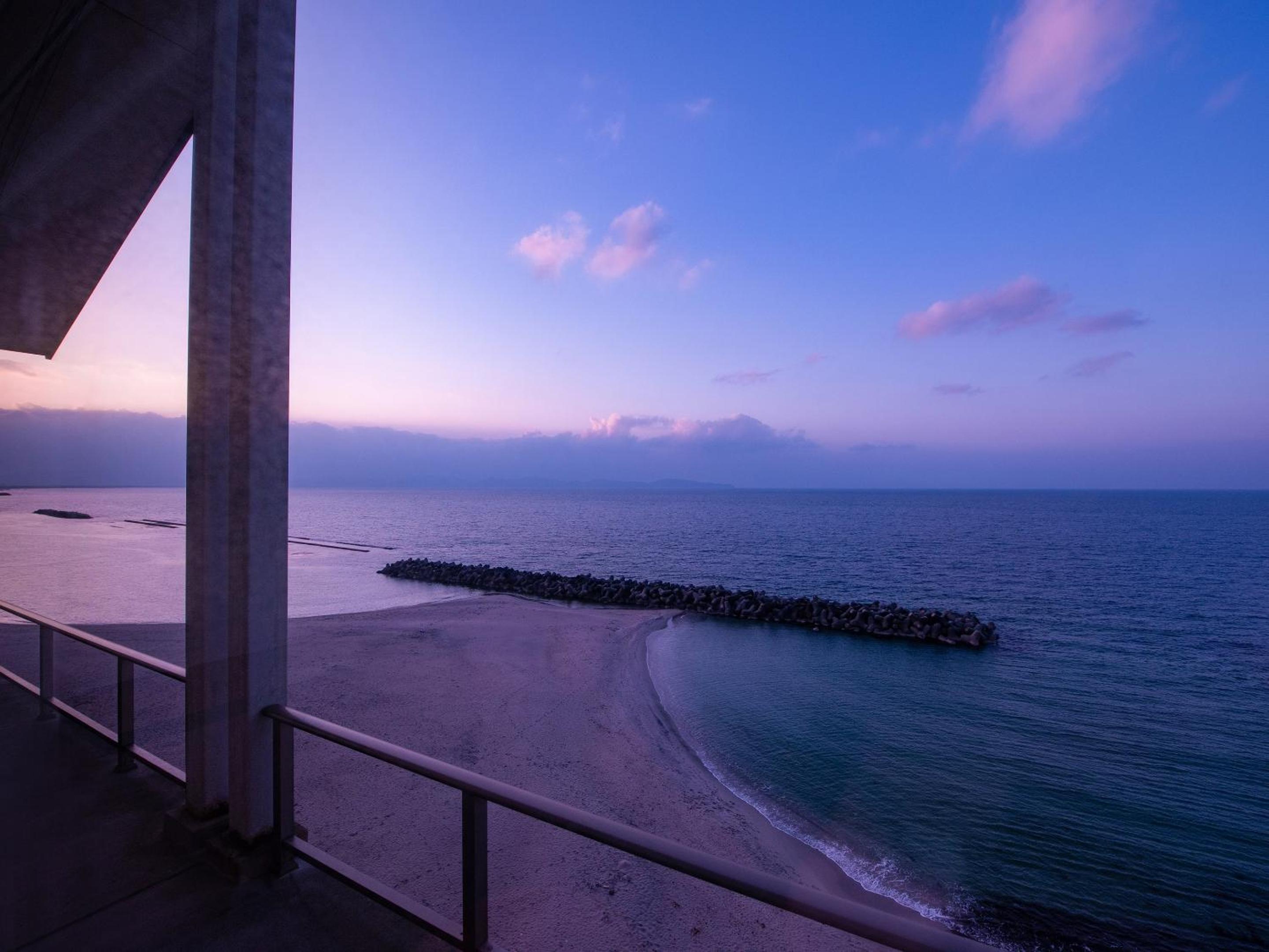 Kaike Seaside Hotel