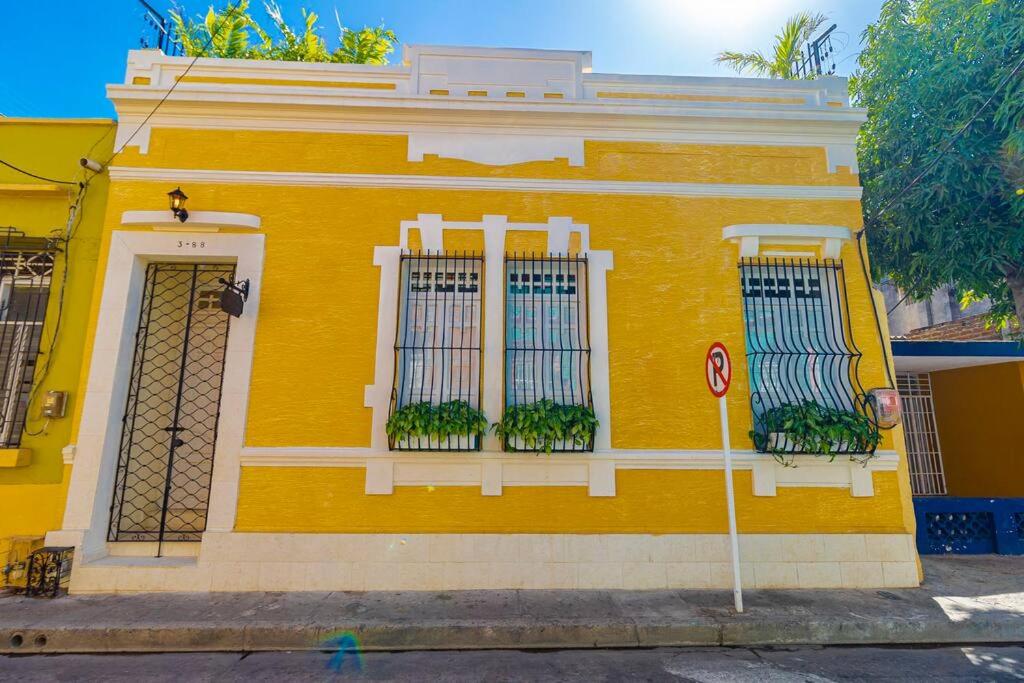 Private house-swimming pool - Old Santa Marta