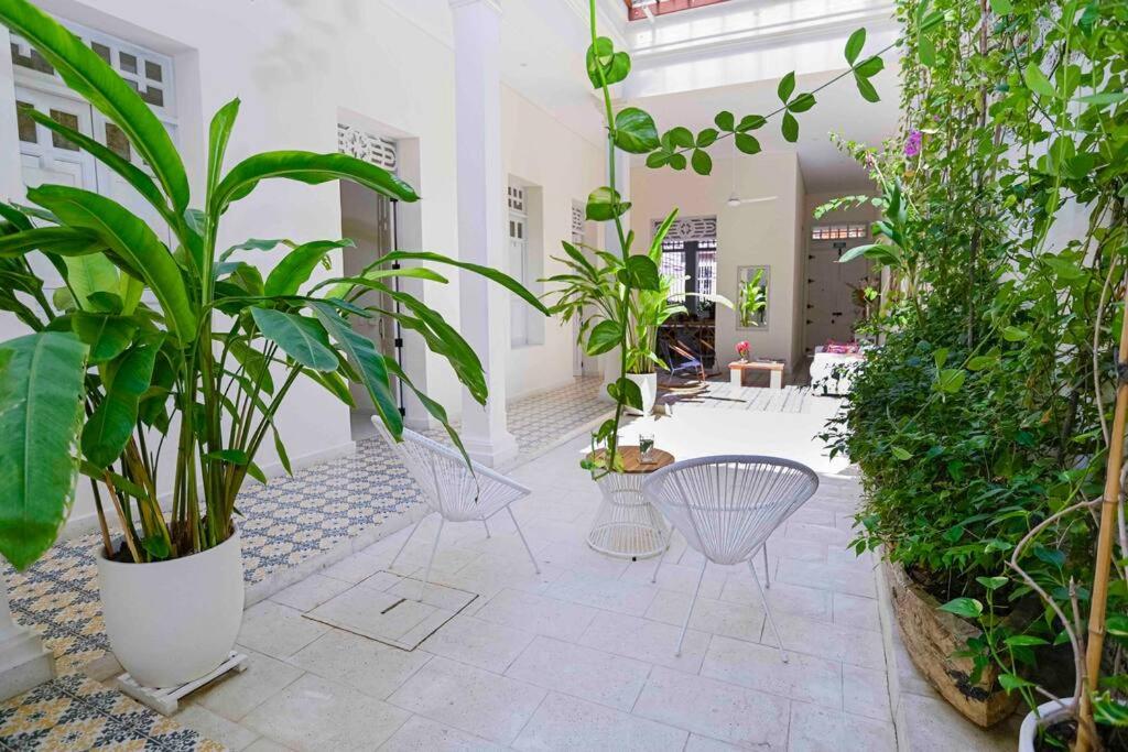 Private house-swimming pool - Old Santa Marta