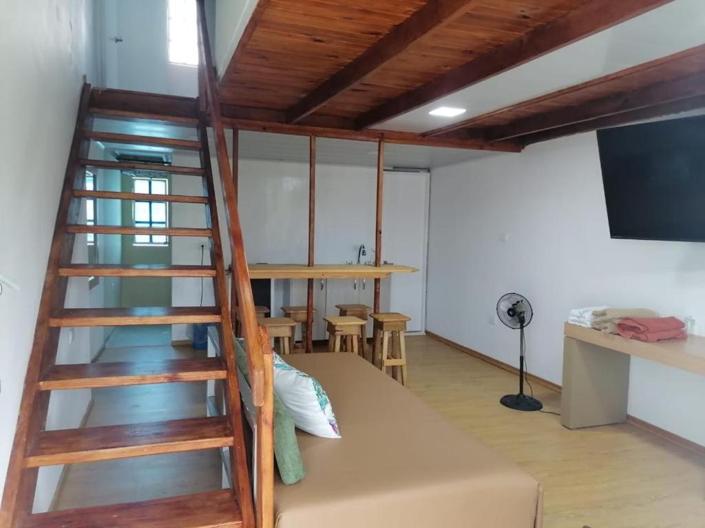 APARTAMENTOS CINKEM