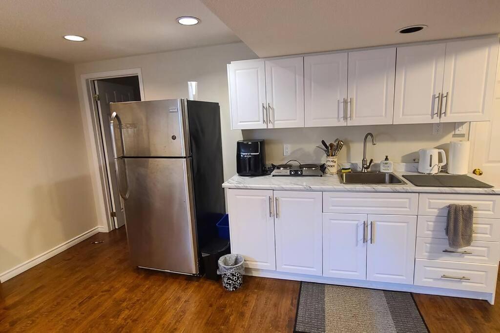 Spacious and bright unit with natural light.