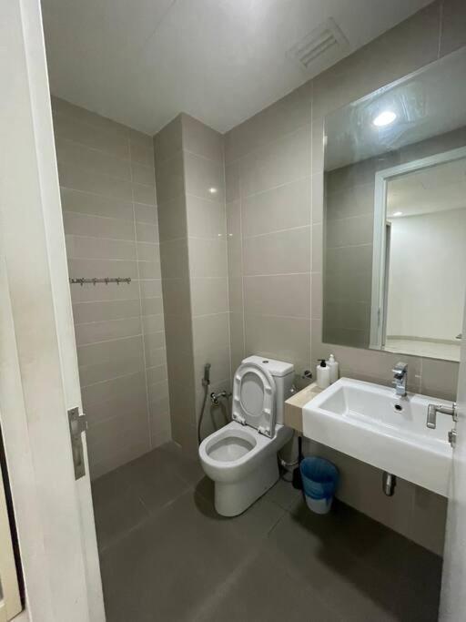 Binjai 8 Premium Soho, KLCC, nearby LRT by EC