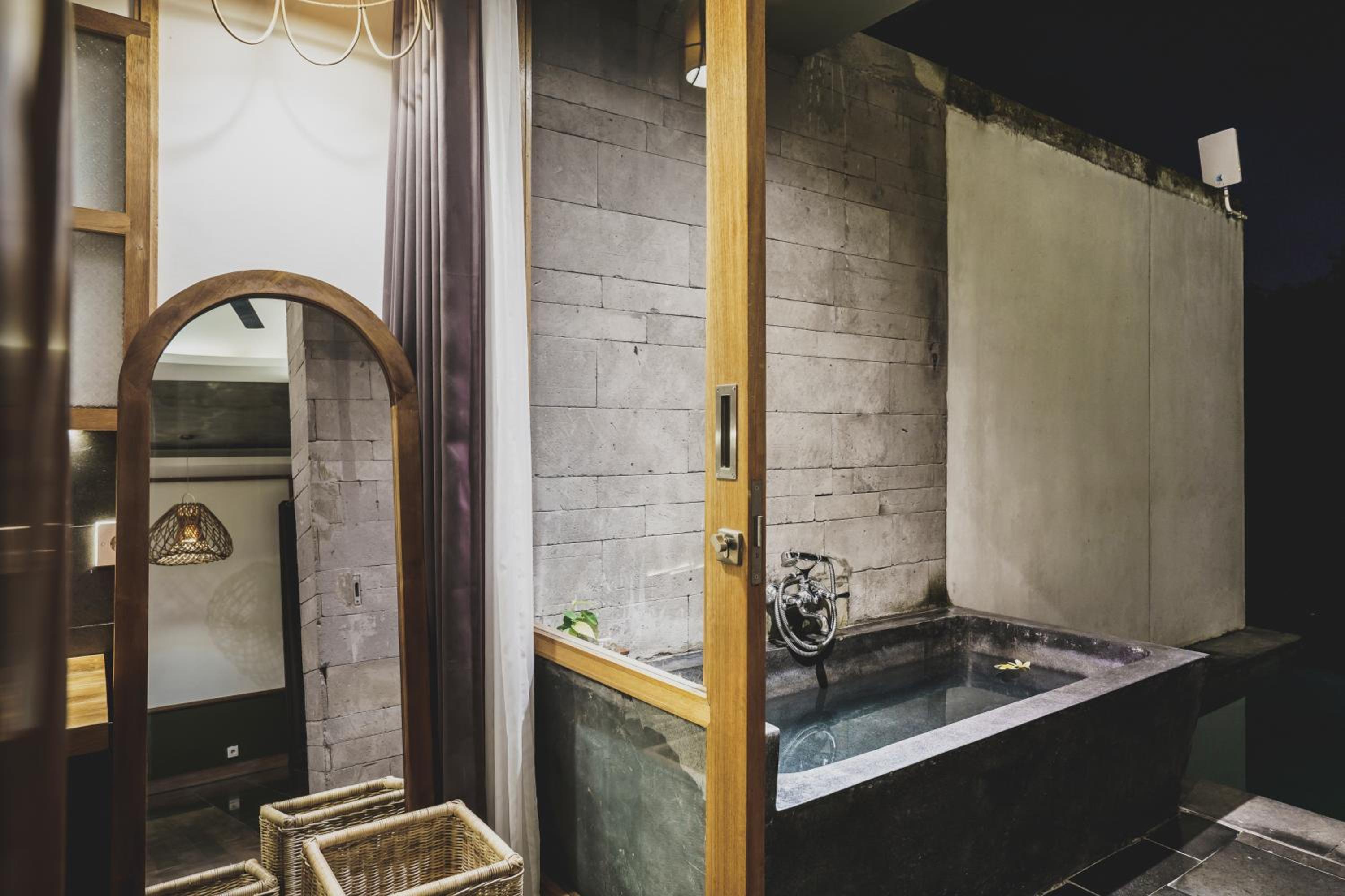 Amora Ubud Boutique Villas