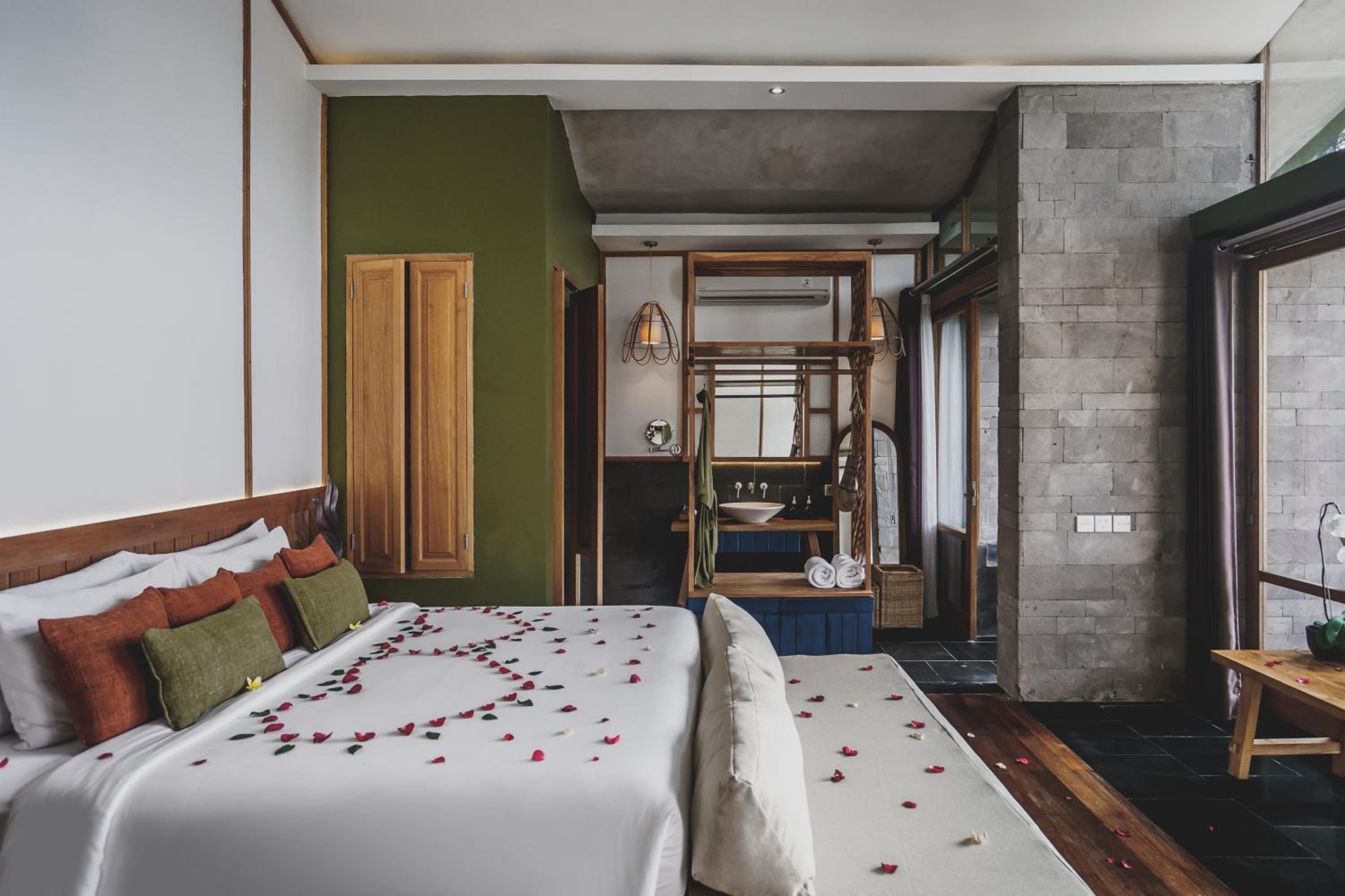 Amora Ubud Boutique Villas
