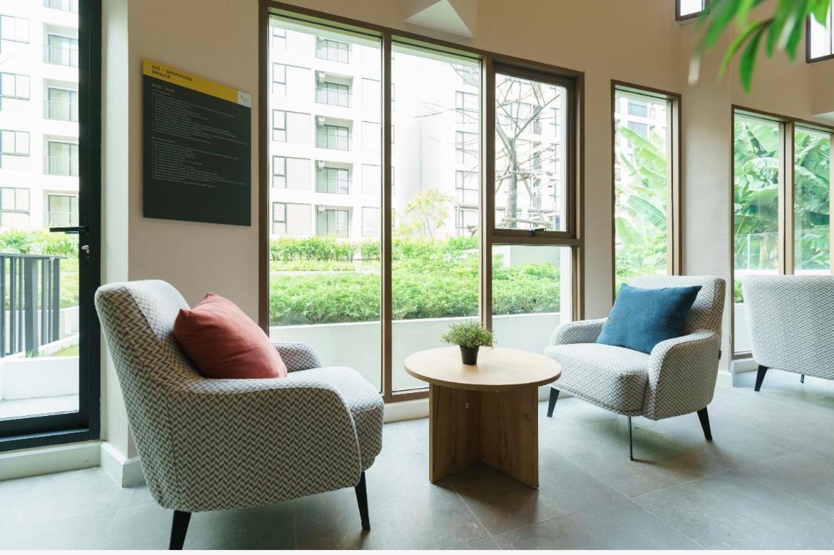Sathon-Charoen Nakhon Condo