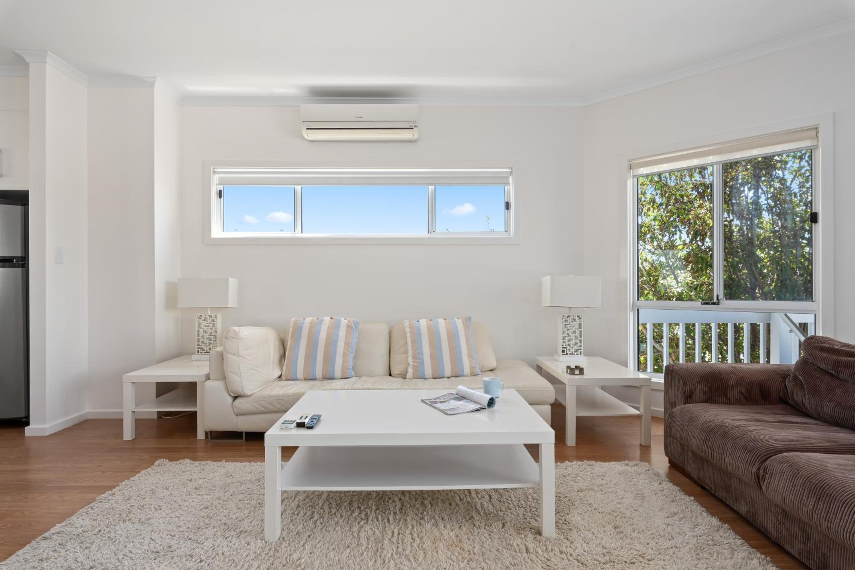Chloe's Place - Aldinga Beach - C21 SouthCoast Holidays