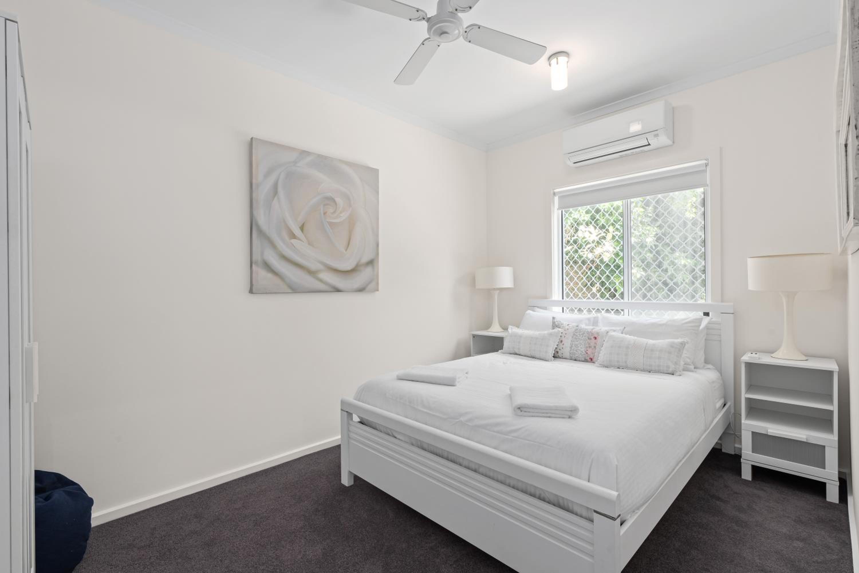 Chloe's Place - Aldinga Beach - C21 SouthCoast Holidays