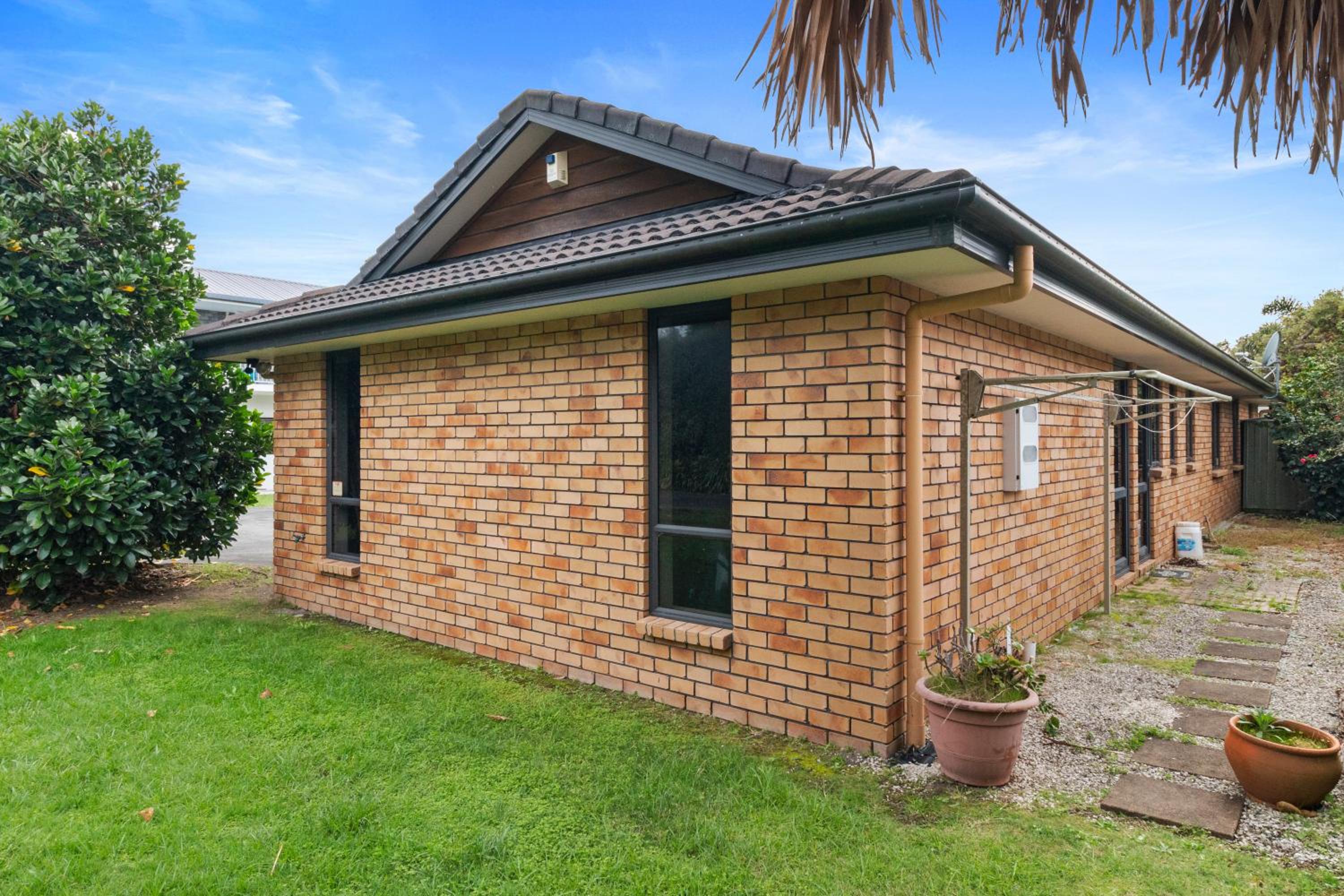 Bowentown Bach - Waihi Beach Holiday Home view 2
