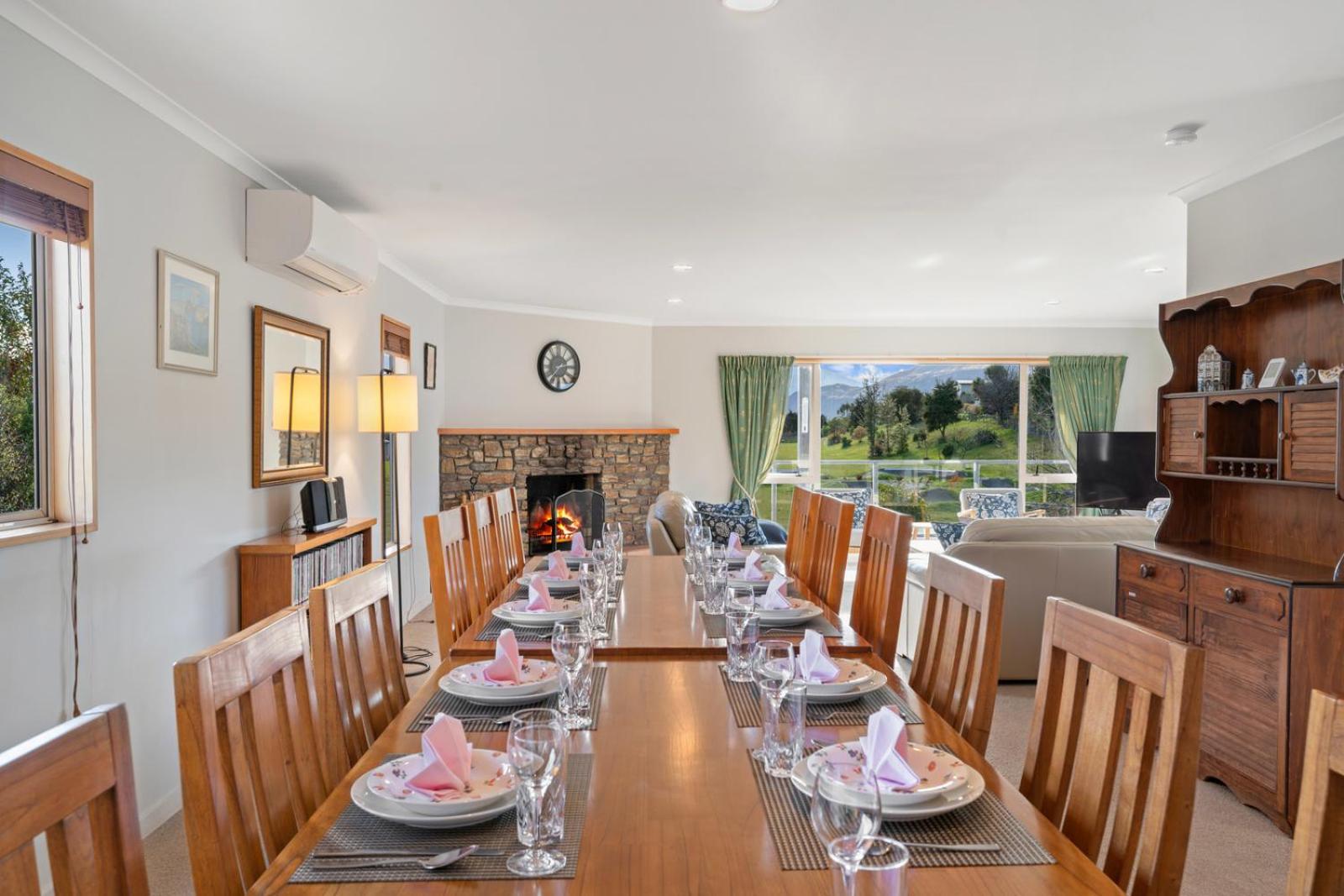 Scaife Place Lodge - Wanaka Holiday Home view 5