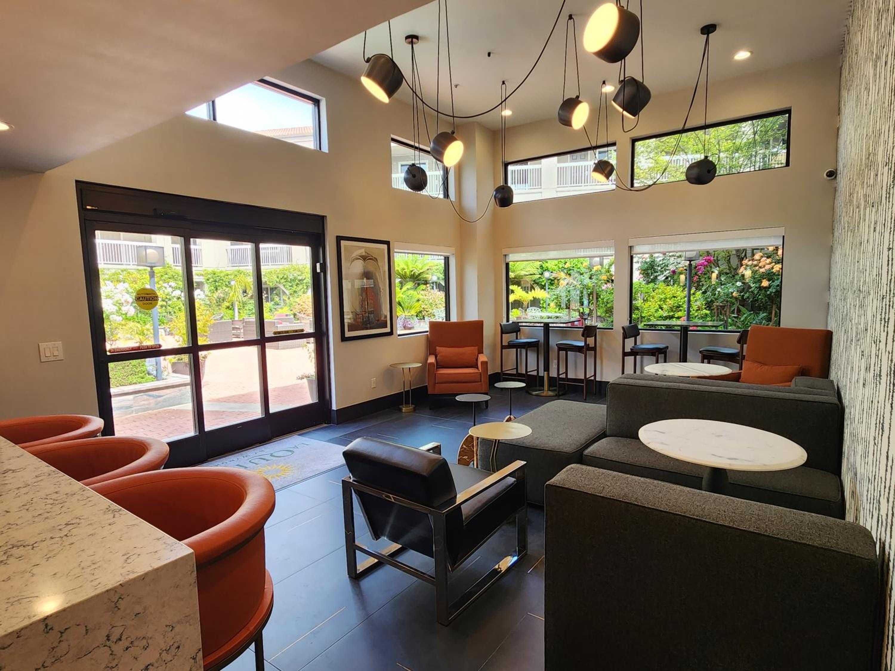 La Quinta by Wyndham San Francisco Airport West - Property Image 1