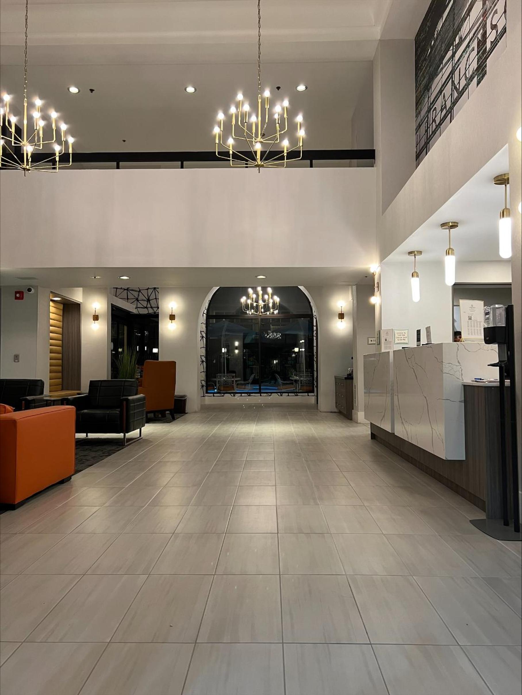 La Quinta by Wyndham San Francisco Airport West - Property Image 35