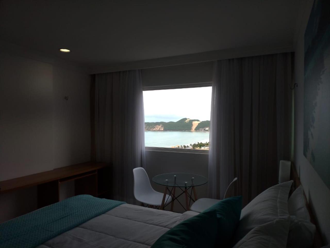 PONTA NEGRA FLAT APART
