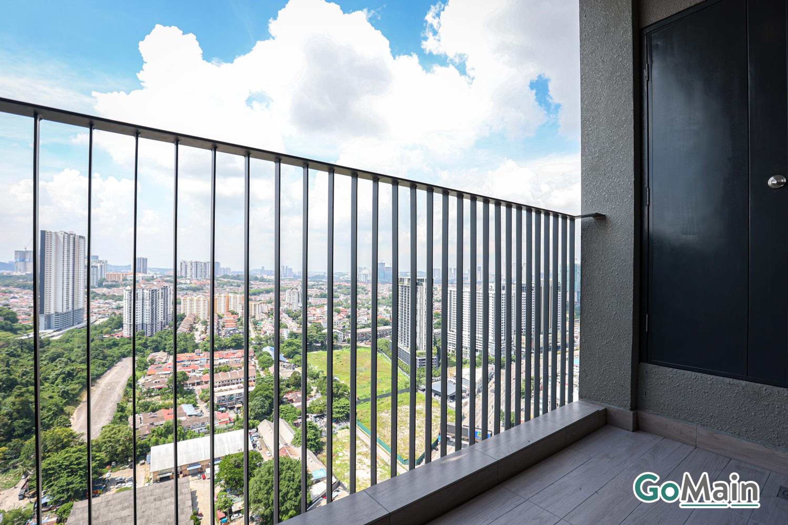 2Br Family Suite MILLERZ SQUARE // KL & Free Parking