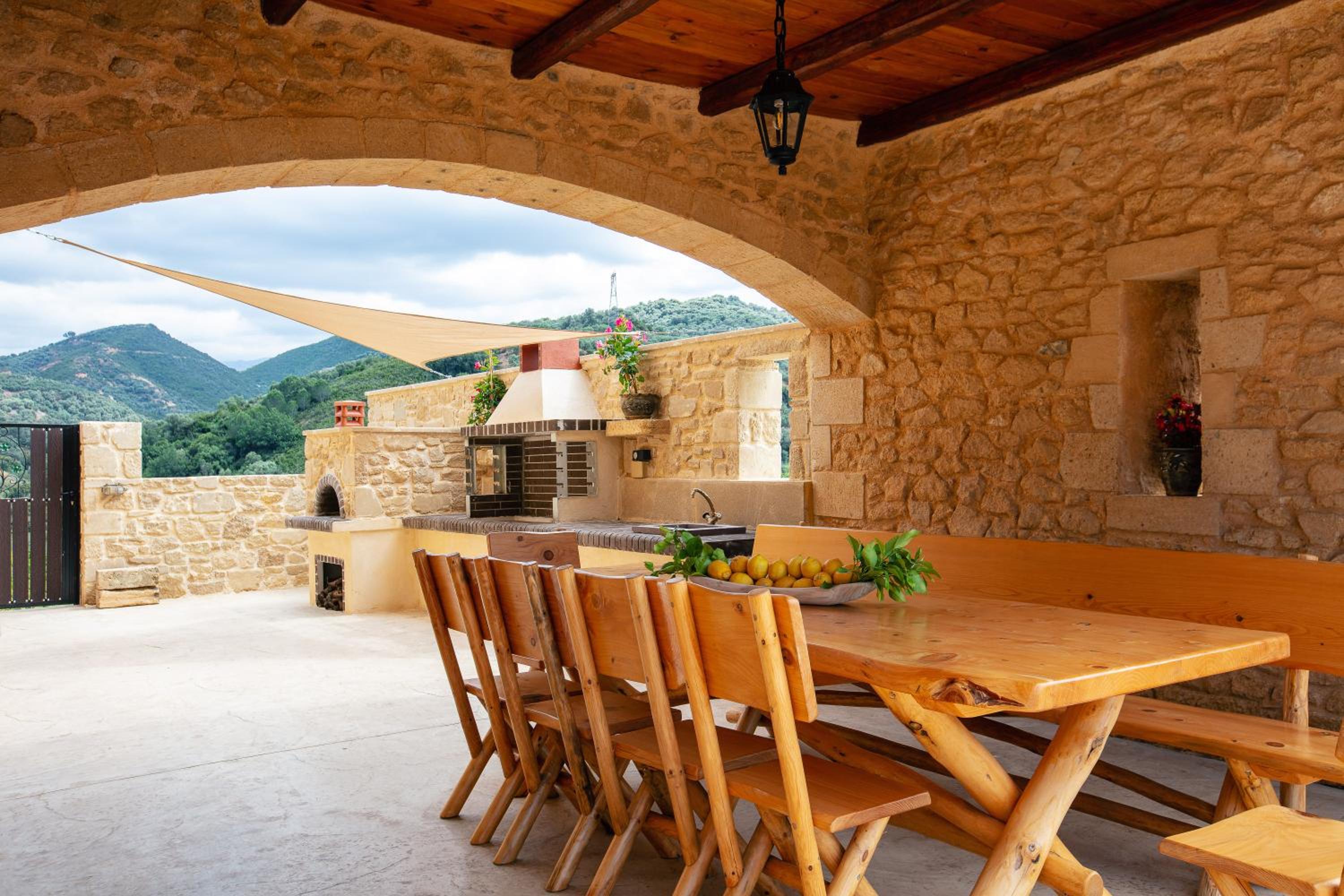 Kotinos Luxury Villa