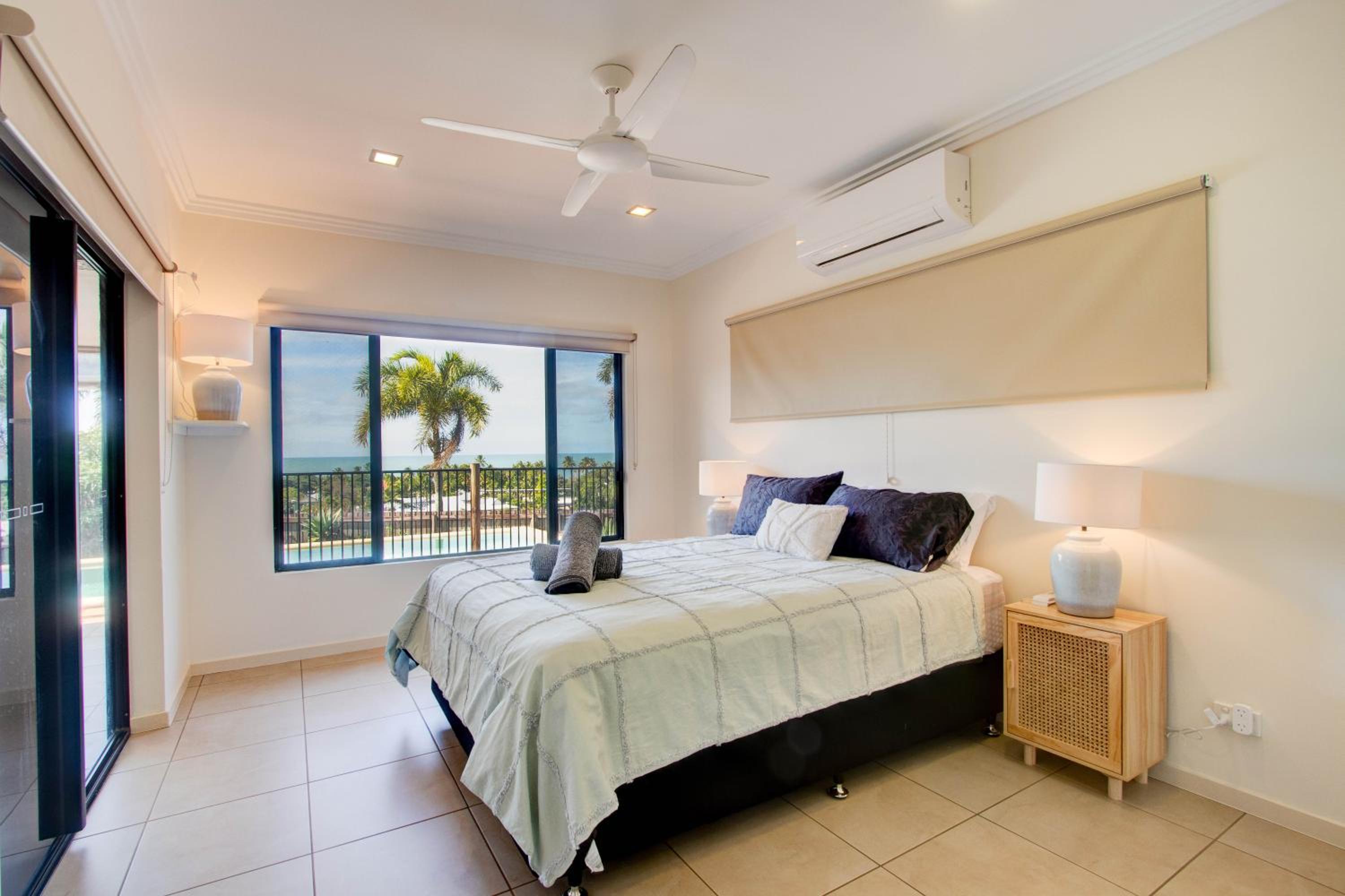 Le Reve Wake up to sunrises and tropical breezes