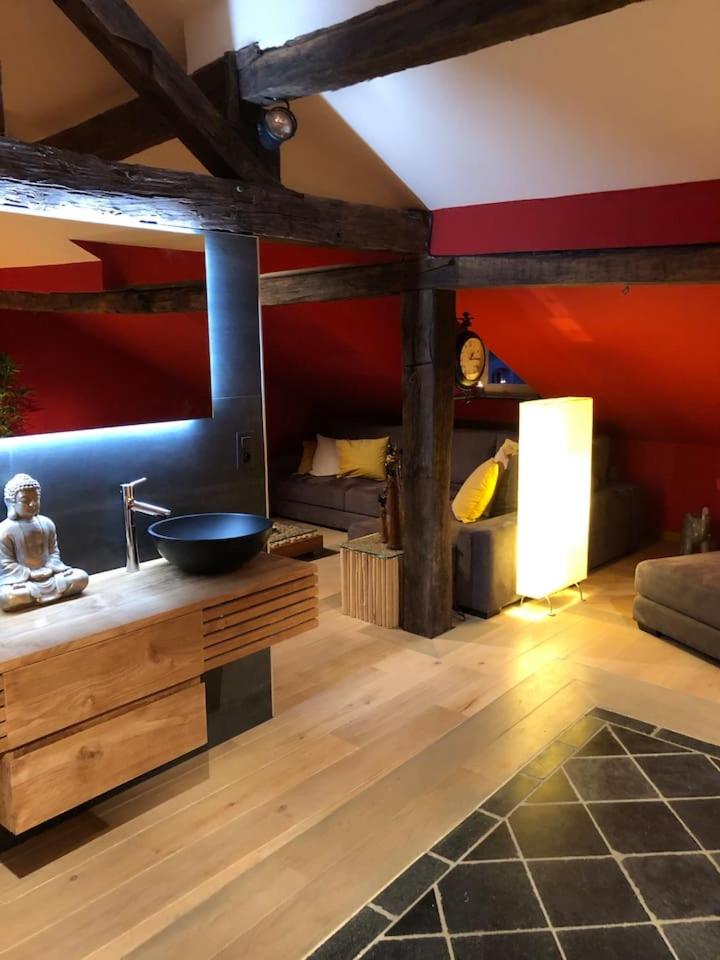 Jacuzzi - BBq - Jardin - Garden Lodge - Le Tulipier