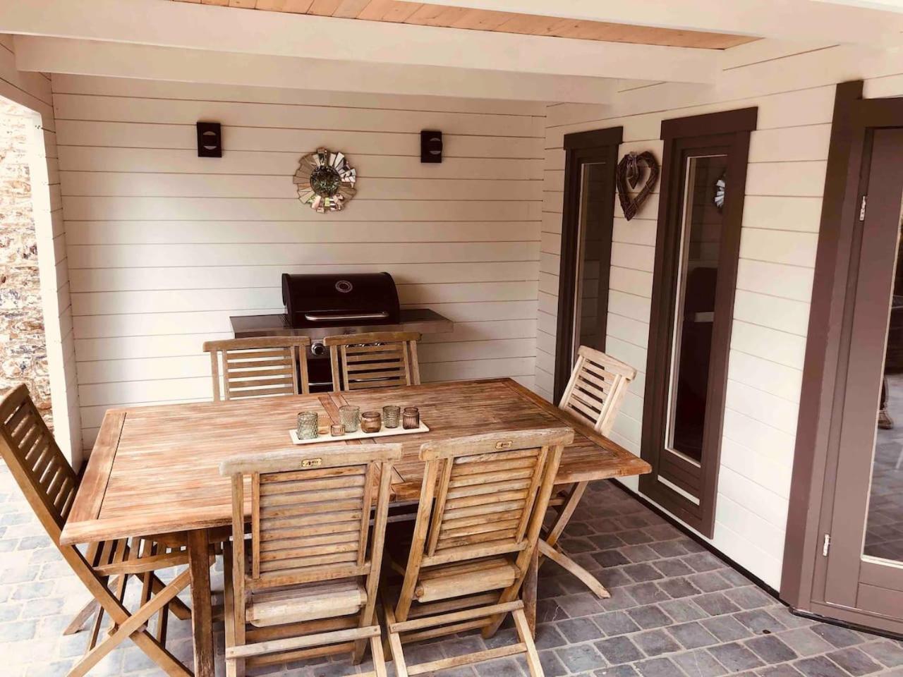 Jacuzzi - BBq - Jardin - Garden Lodge - Le Tulipier