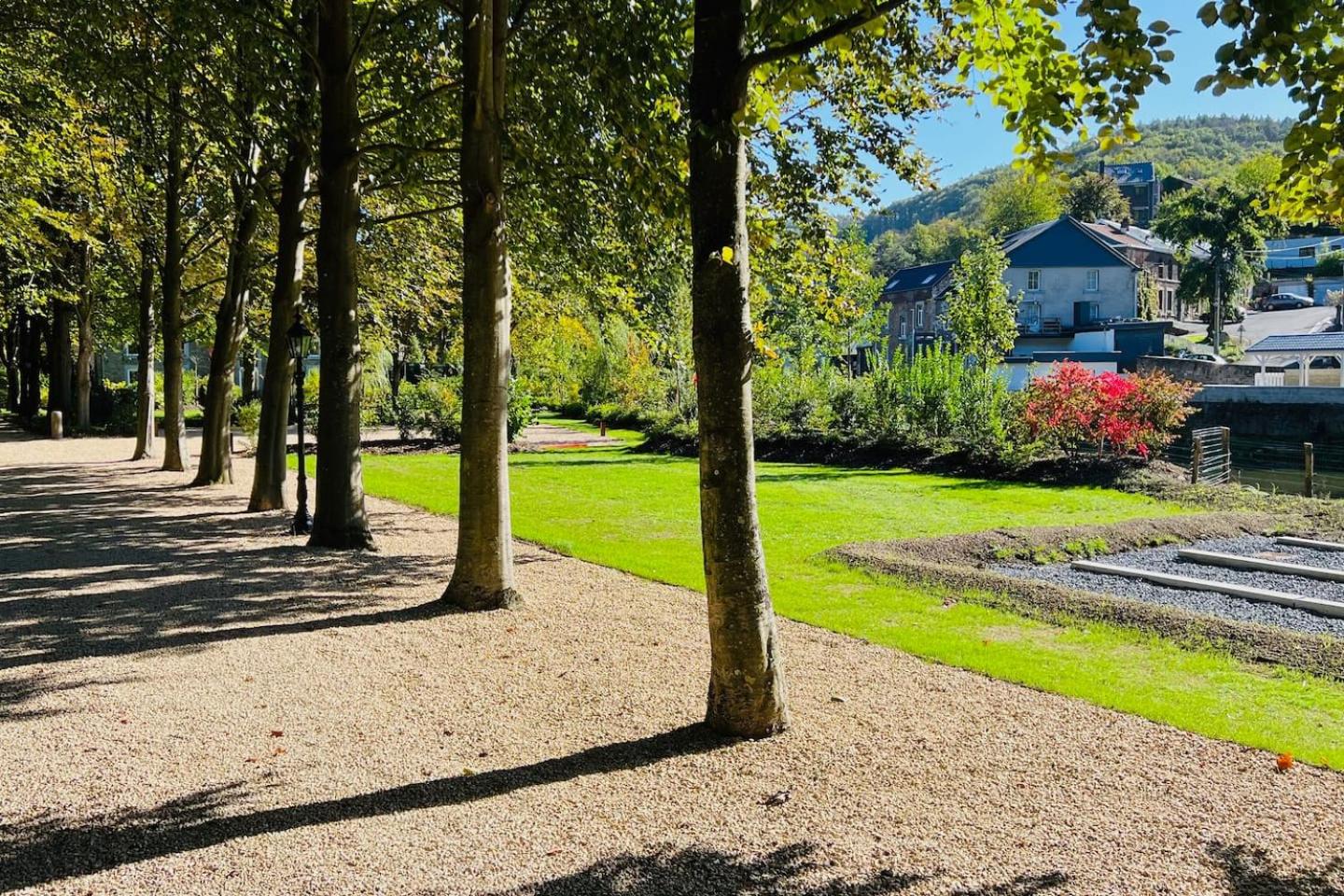 Jacuzzi - BBq - Jardin - Garden Lodge - Le Tulipier