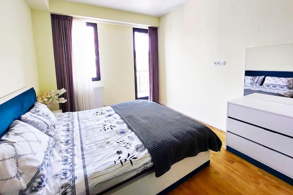 Brand new 1 BR apartment in Ortachala, Old City view 4