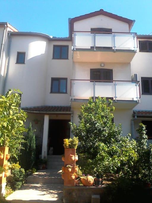 Cozy and quiet apartment Kercan view 5