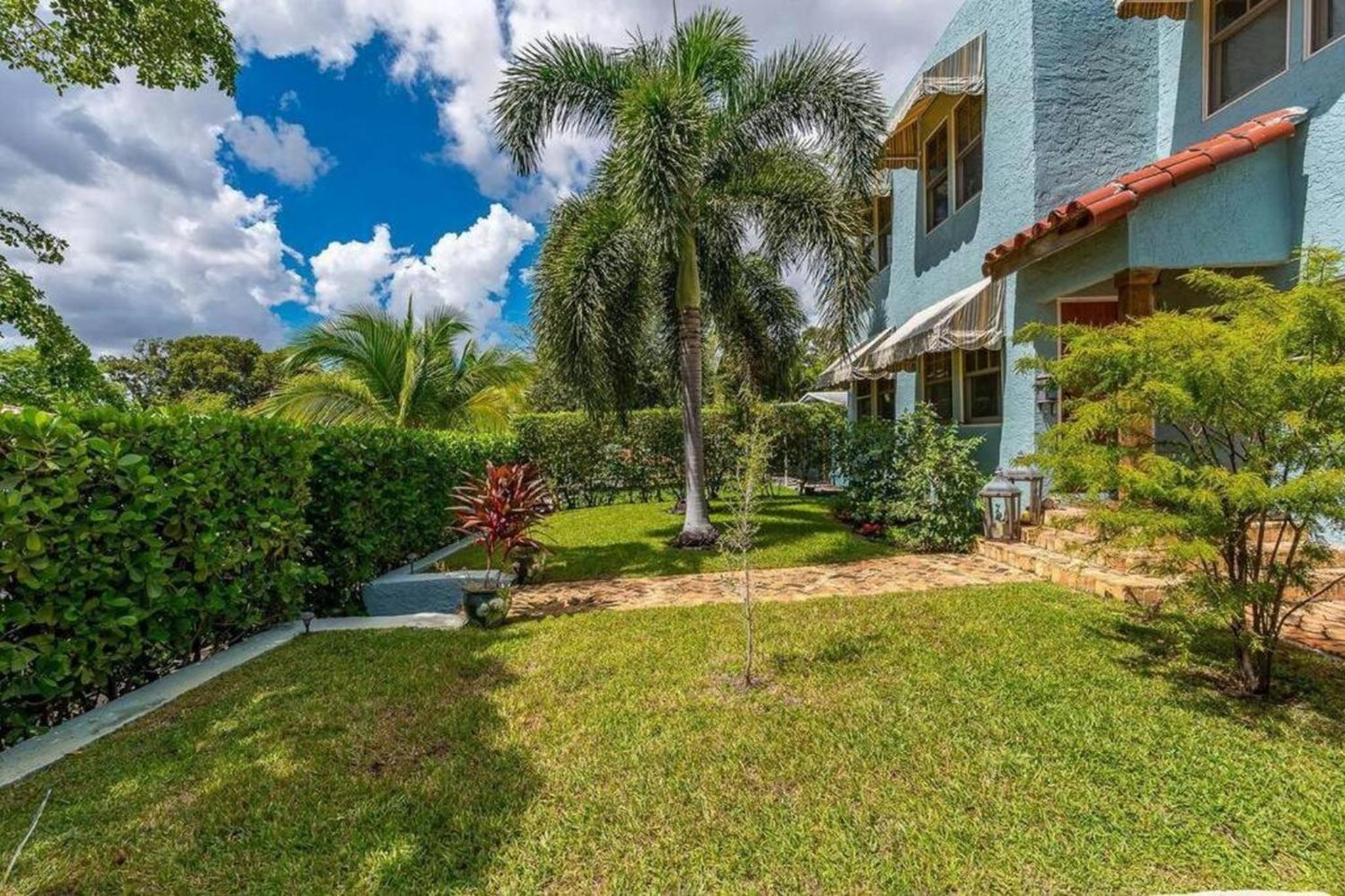 Welcome to Casa Kanuga, The Secret Gem of WPB! view 5